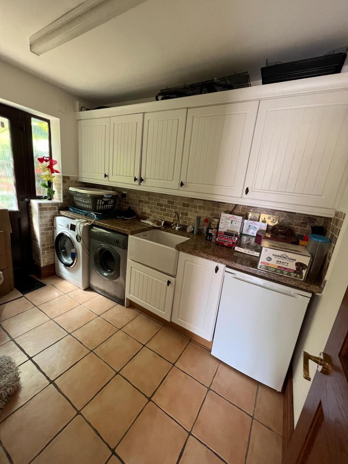 DAINTY HOME STAY - 6 BDR Contractors, Family & Group