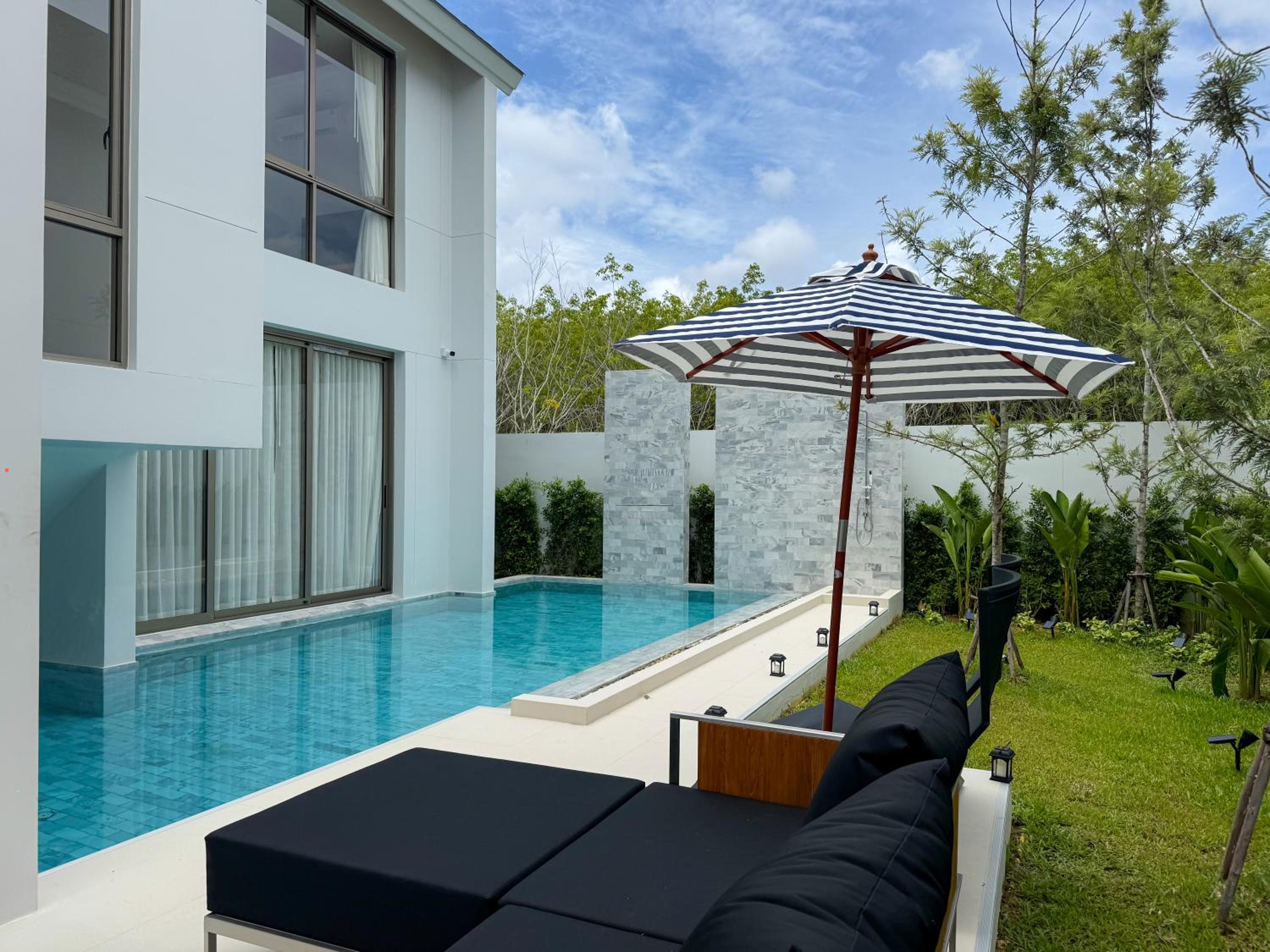 Modern 3BR Pool Villa near Laguna- Lux Pride 4 by Warm Plus