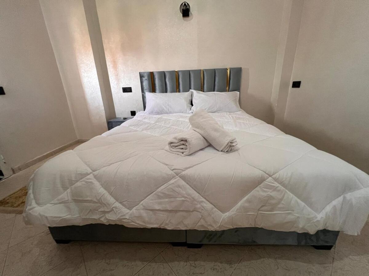 Y&J Stay - Modern and Comfort
