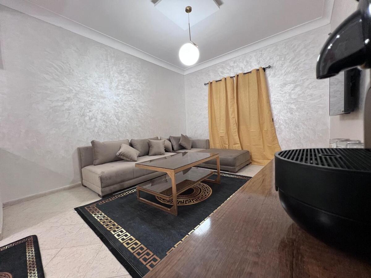 Y&J Stay - Modern and Comfort