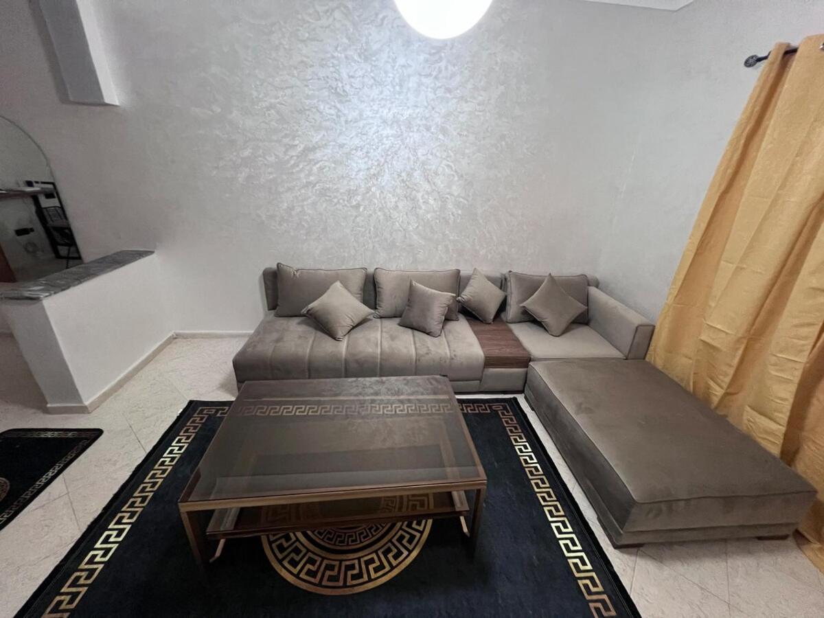 Y&J Stay - Modern and Comfort