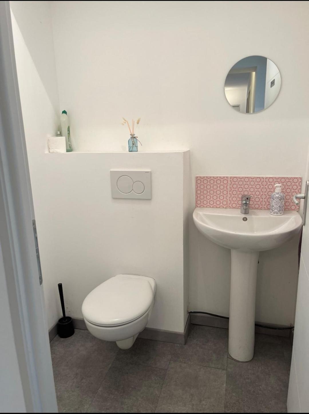 Le grand appartement, parking privé