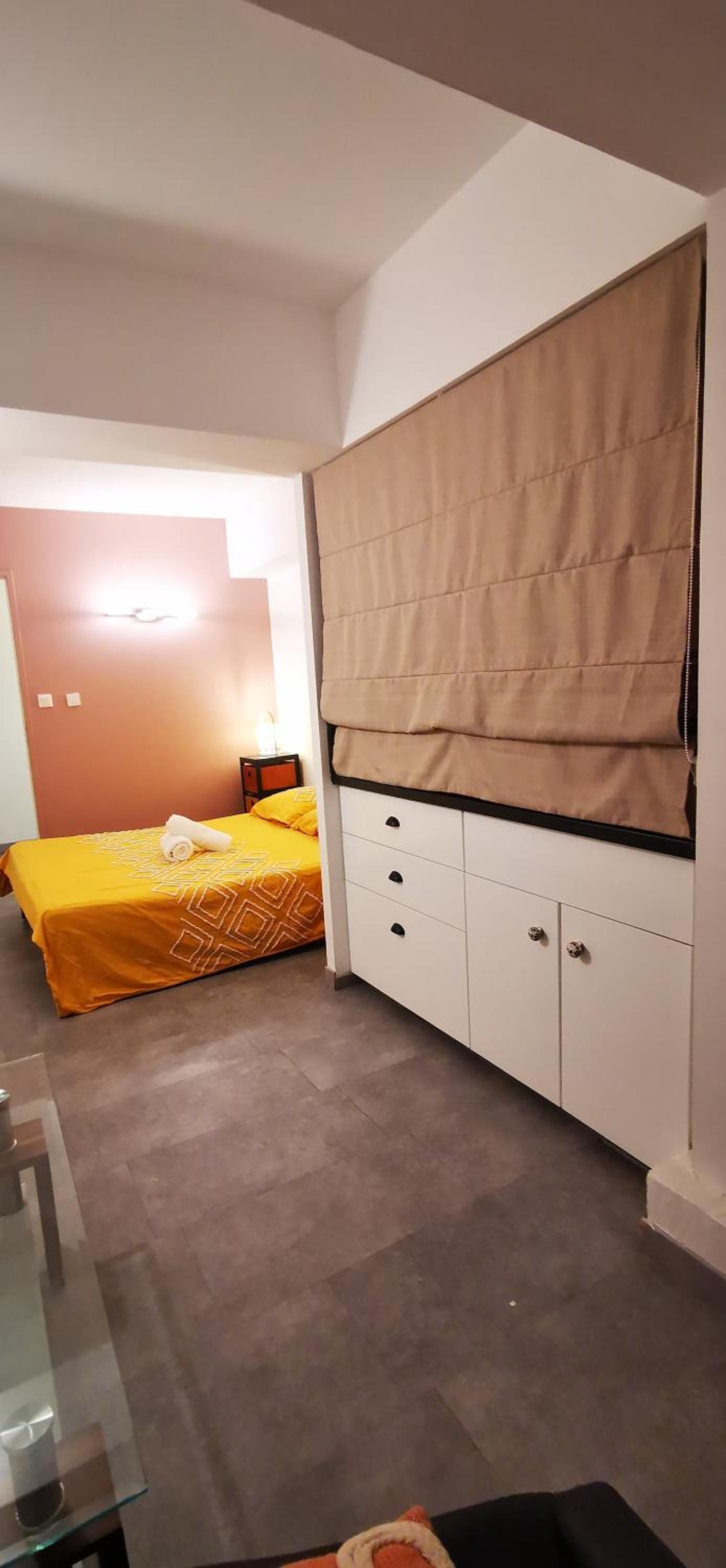 Le grand appartement, parking privé