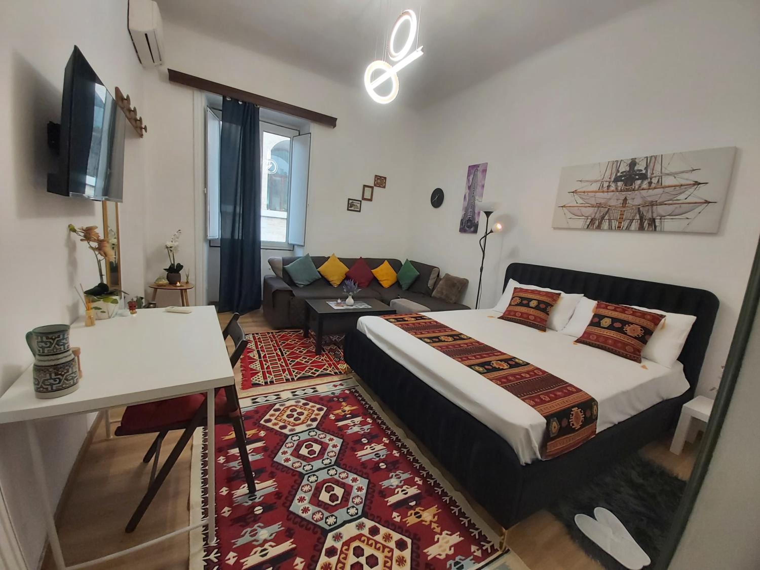 Caserina Lux Roma