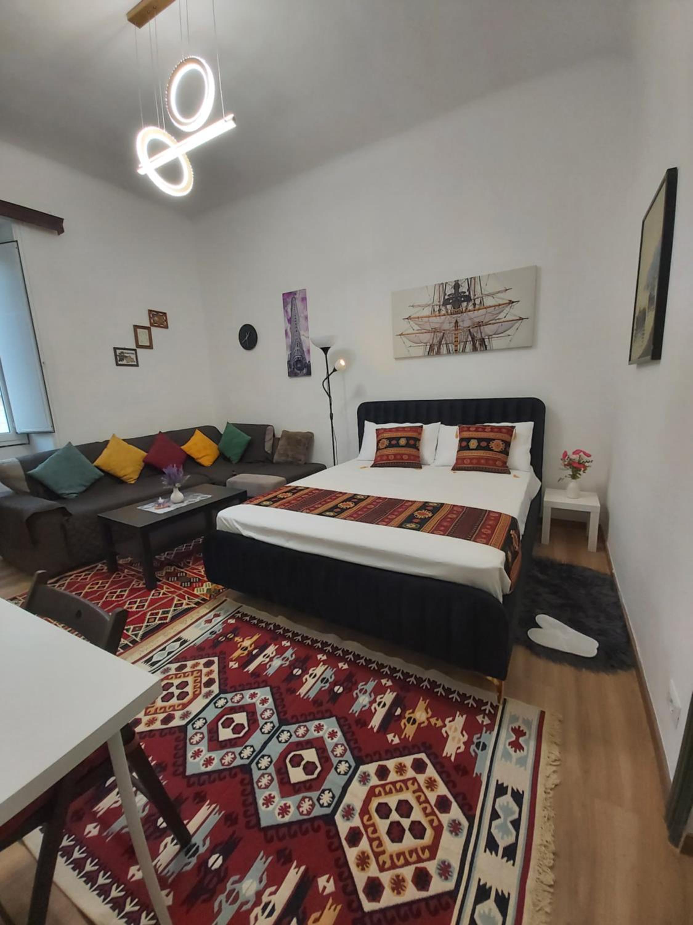 Caserina Lux Roma