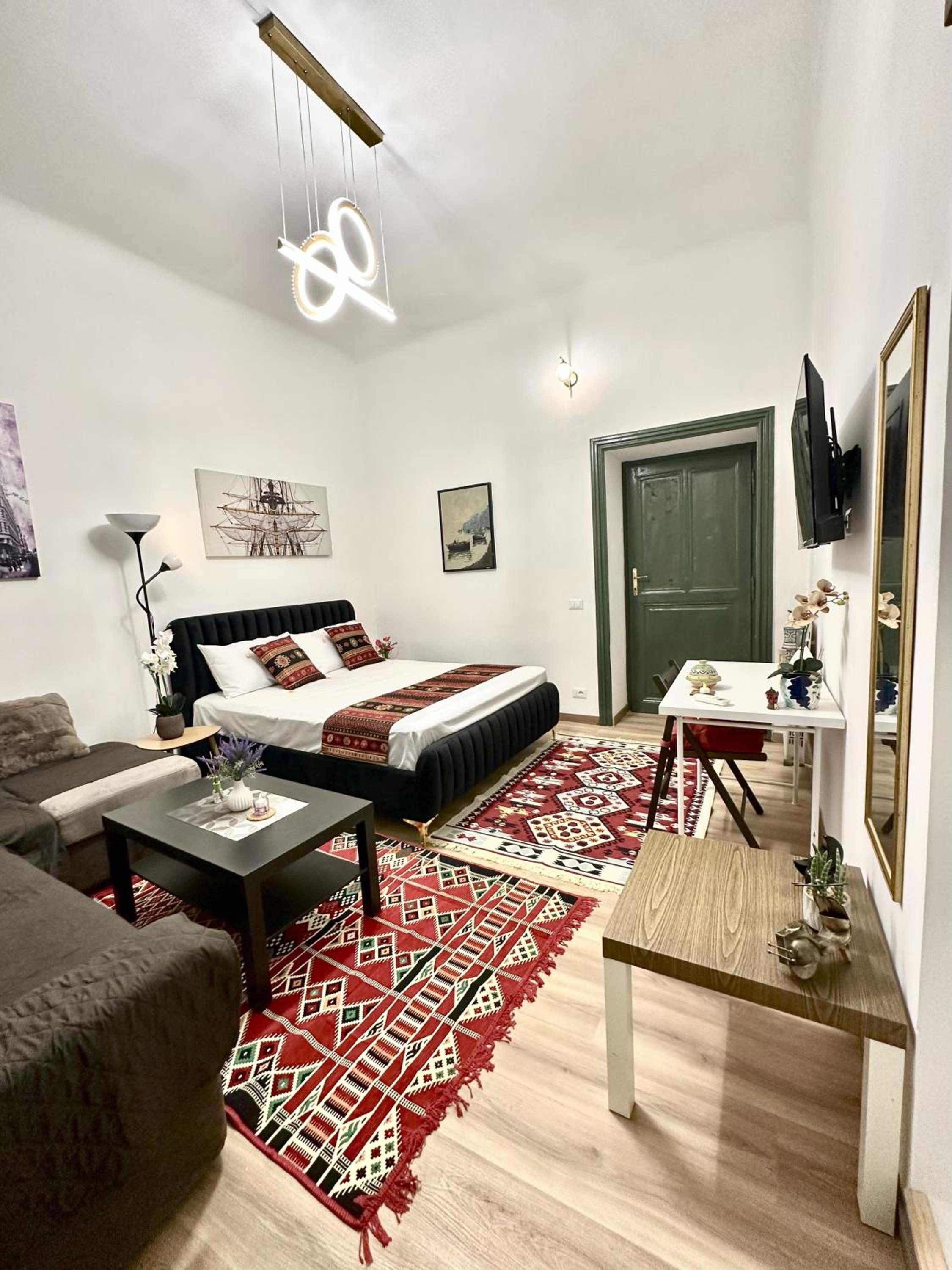 Caserina Lux Roma