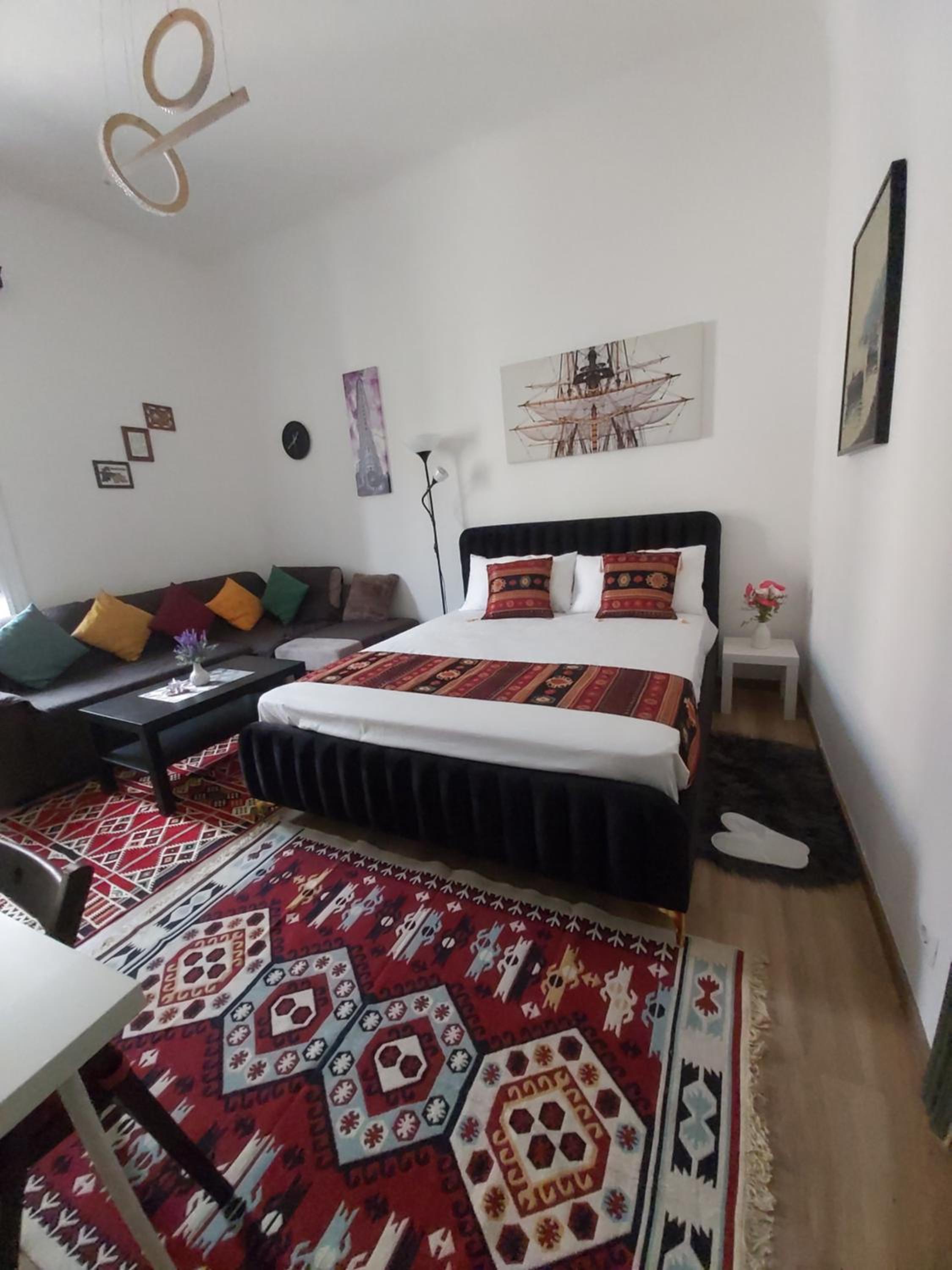 Caserina Lux Roma