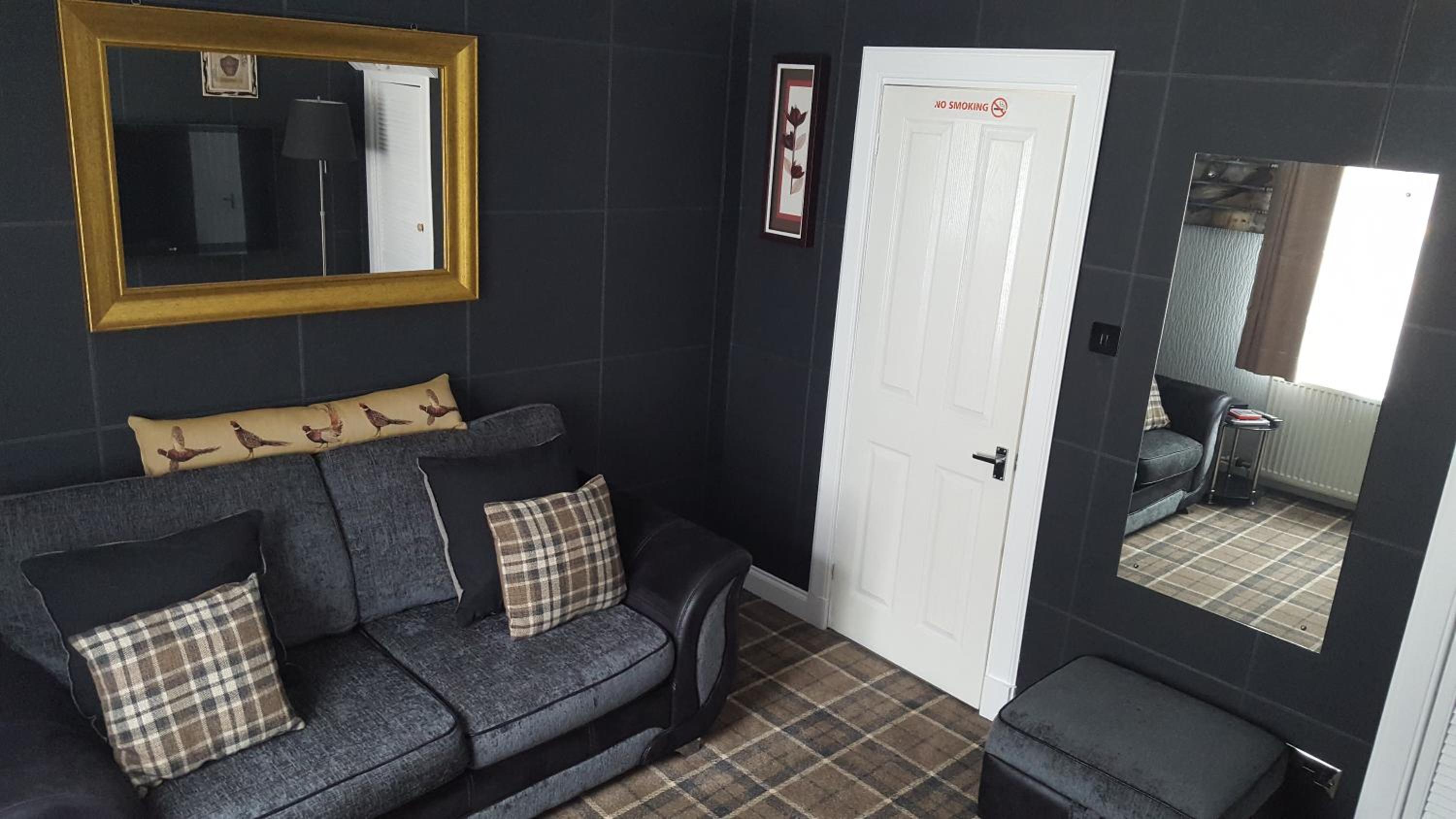Pitfaranne Guest House