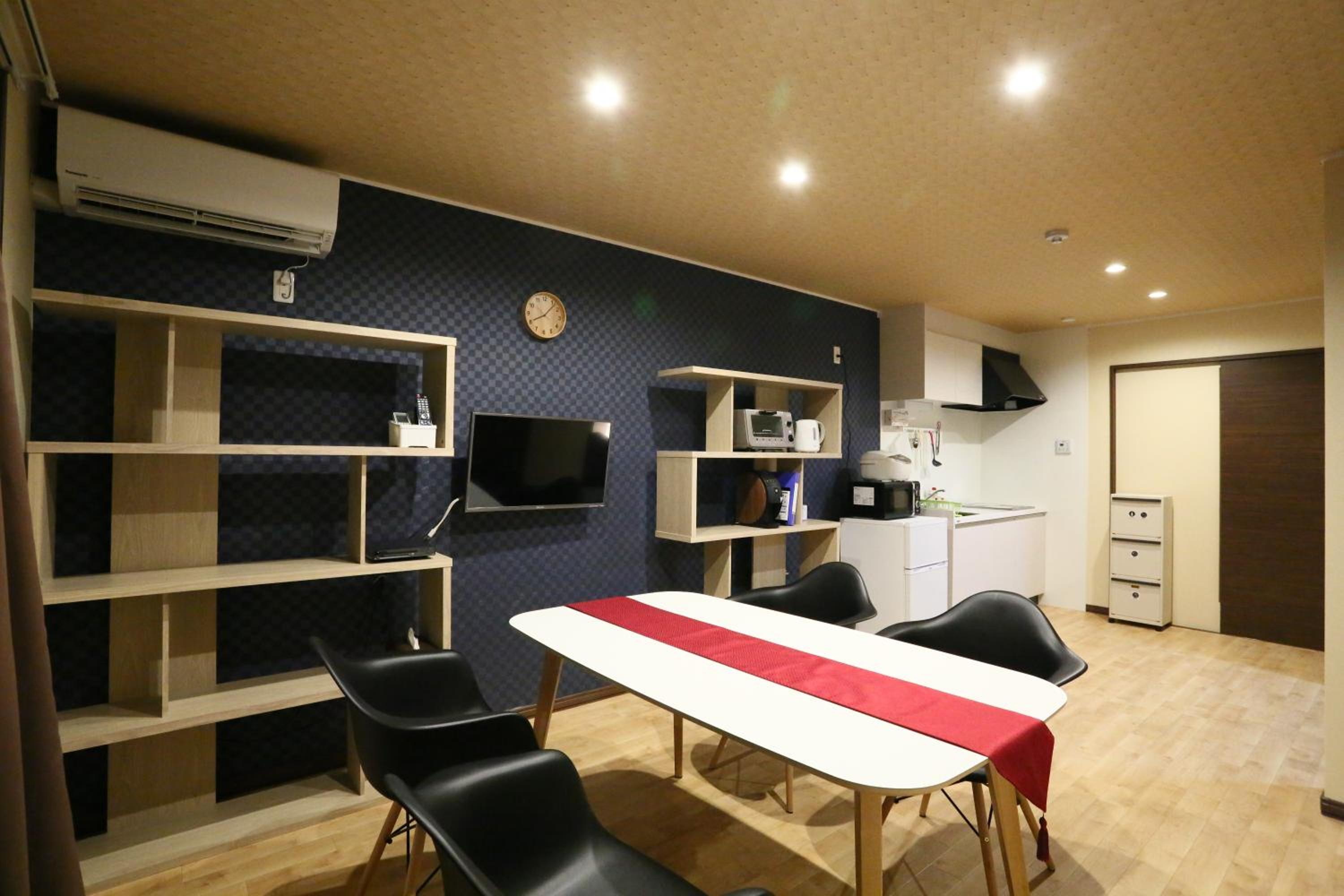Vieuno Hida Takayama -Live Locally in Cozy Rooms near Takayama Station!