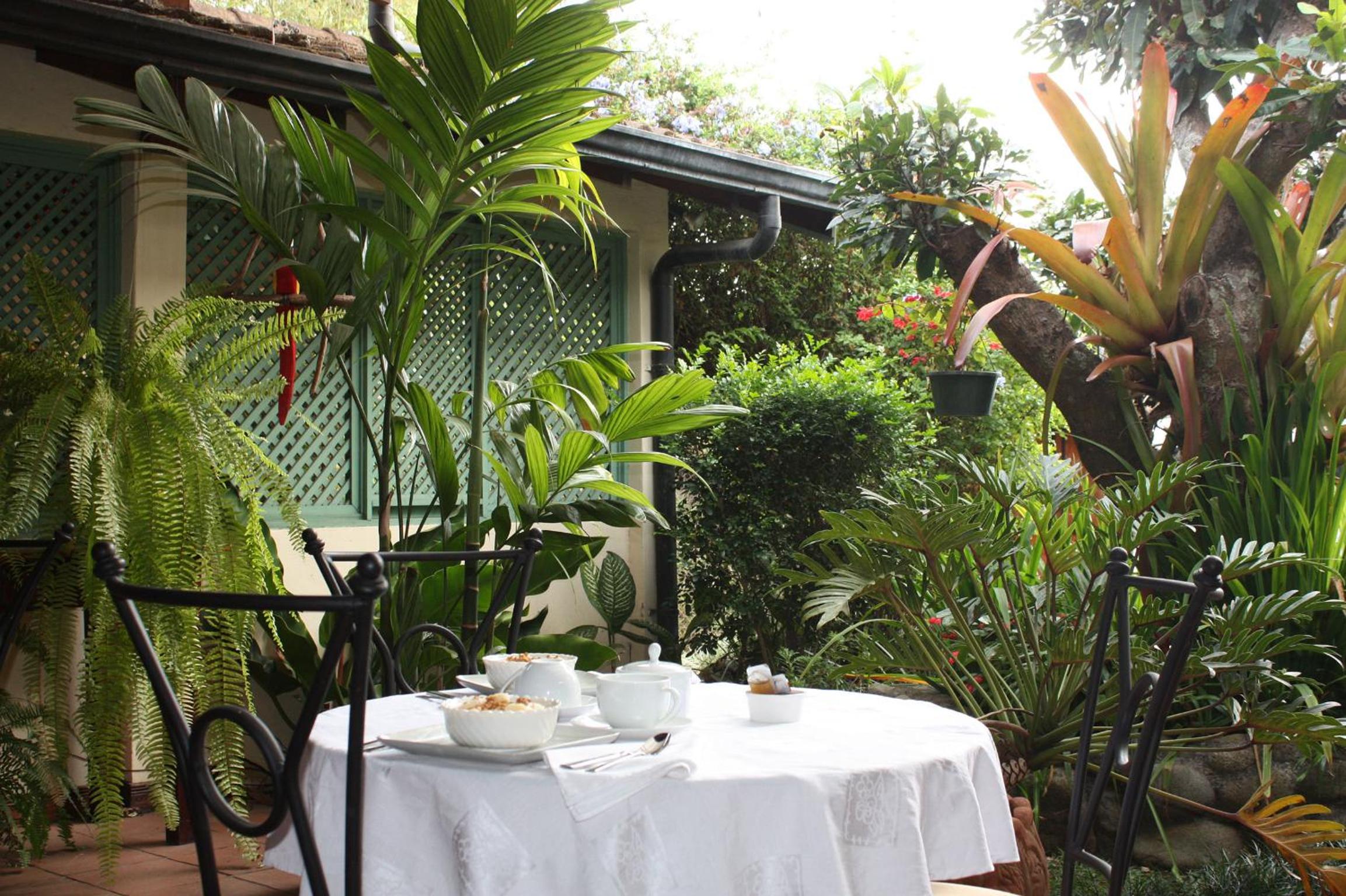 Tierra Magica B&B and Art Studio