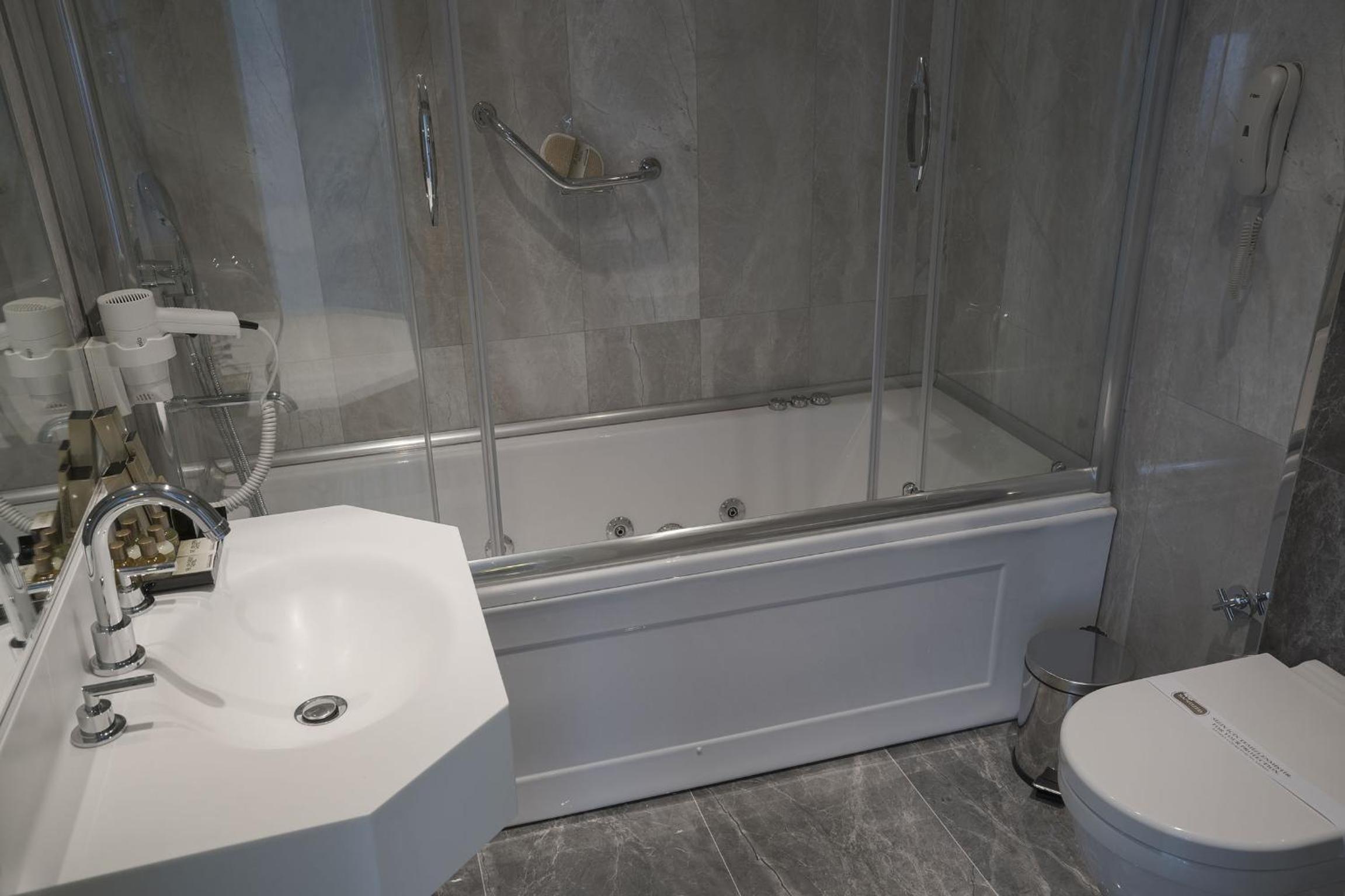 Seven Deep Otel - Image 36