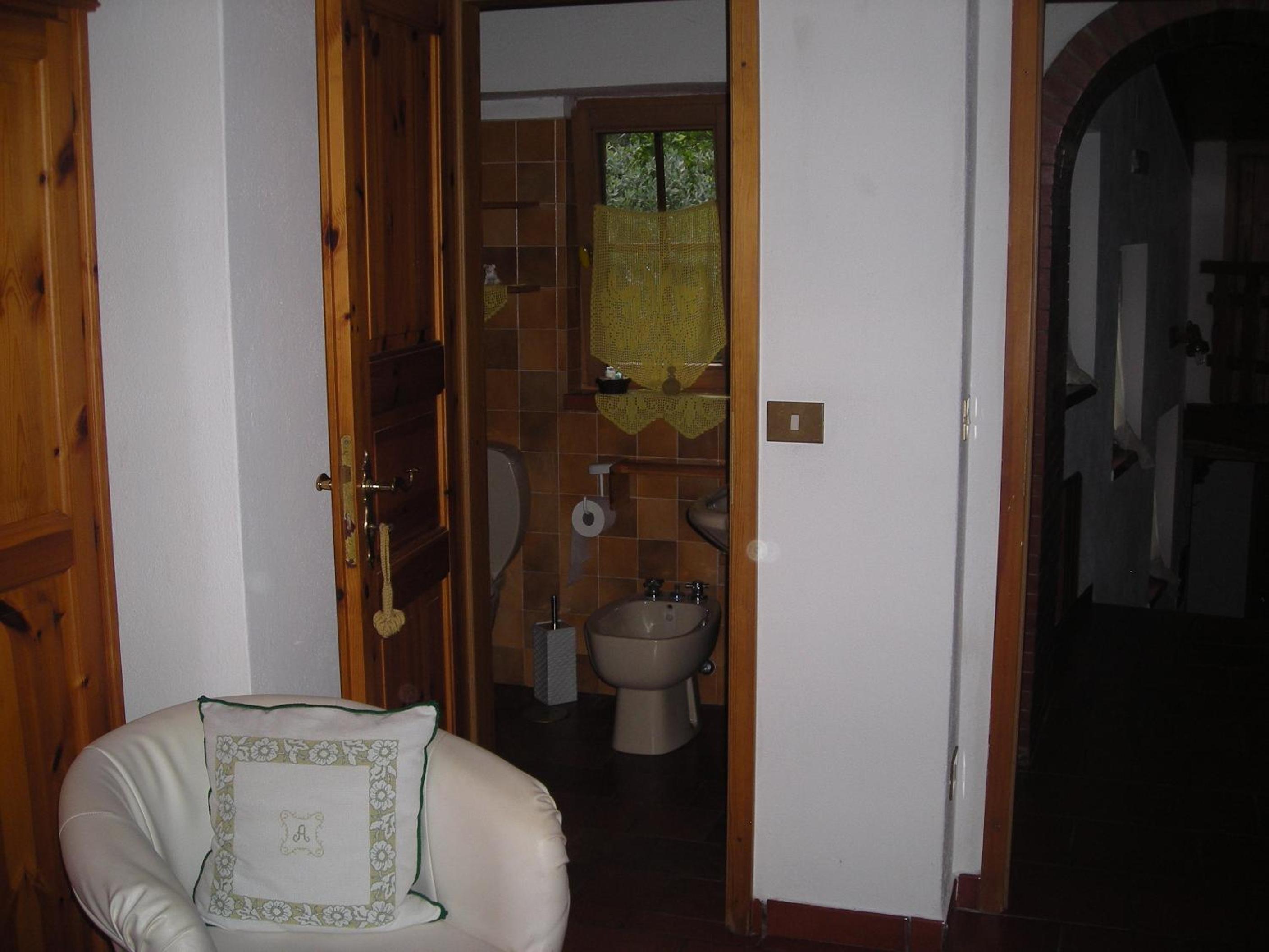 Photo 37