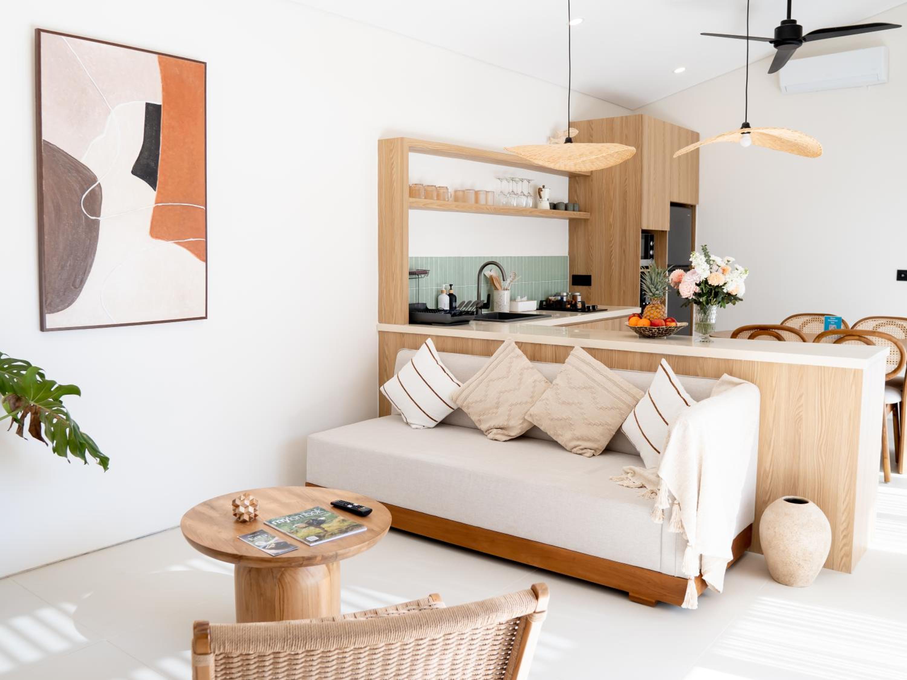 Aquae Villas - Rosa - Luxury Villa - 2bdr with Pool - Kuta Lombok