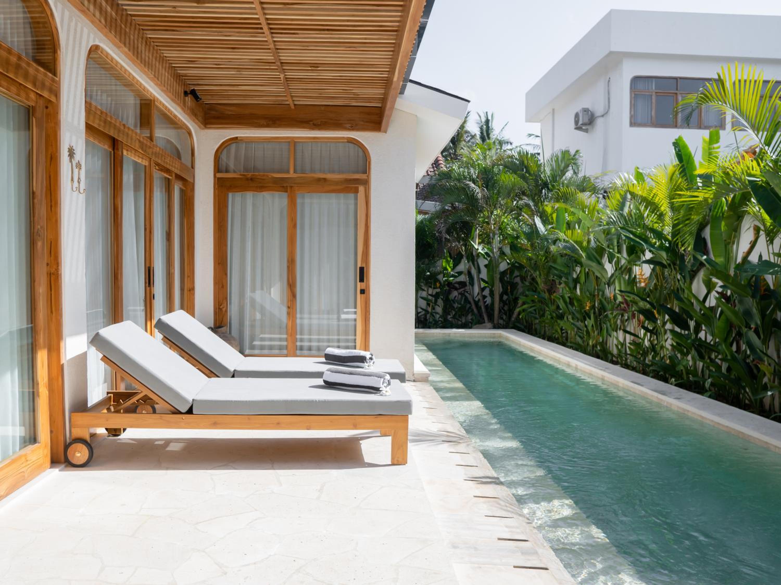 Aquae Villas - Rosa - Luxury Villa - 2bdr with Pool - Kuta Lombok