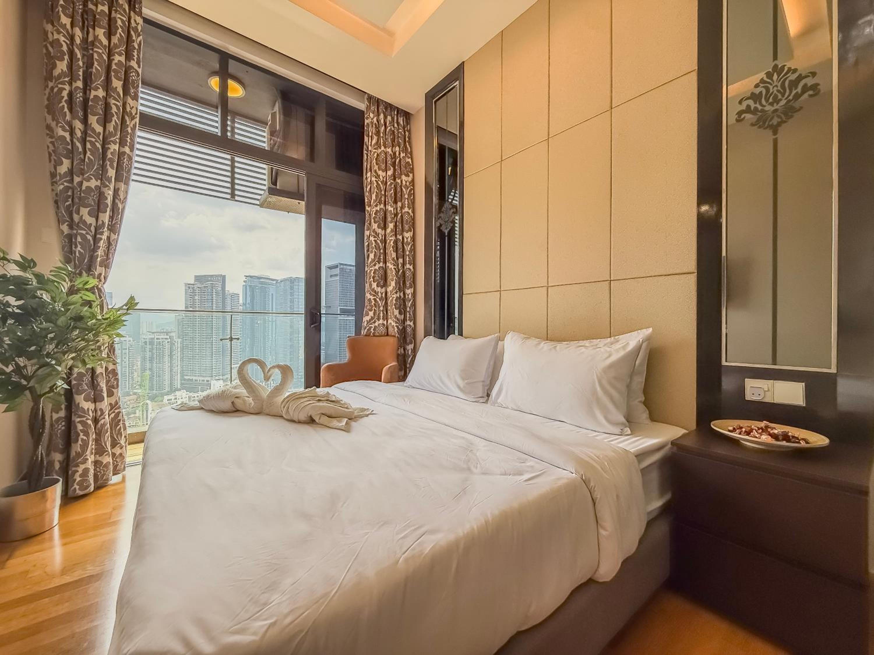 Pavilion TRX Top Floor Suite, Kid-Friendly Slide, Dorsett Bukit Bintang, Kuala Lumpur Malaysia