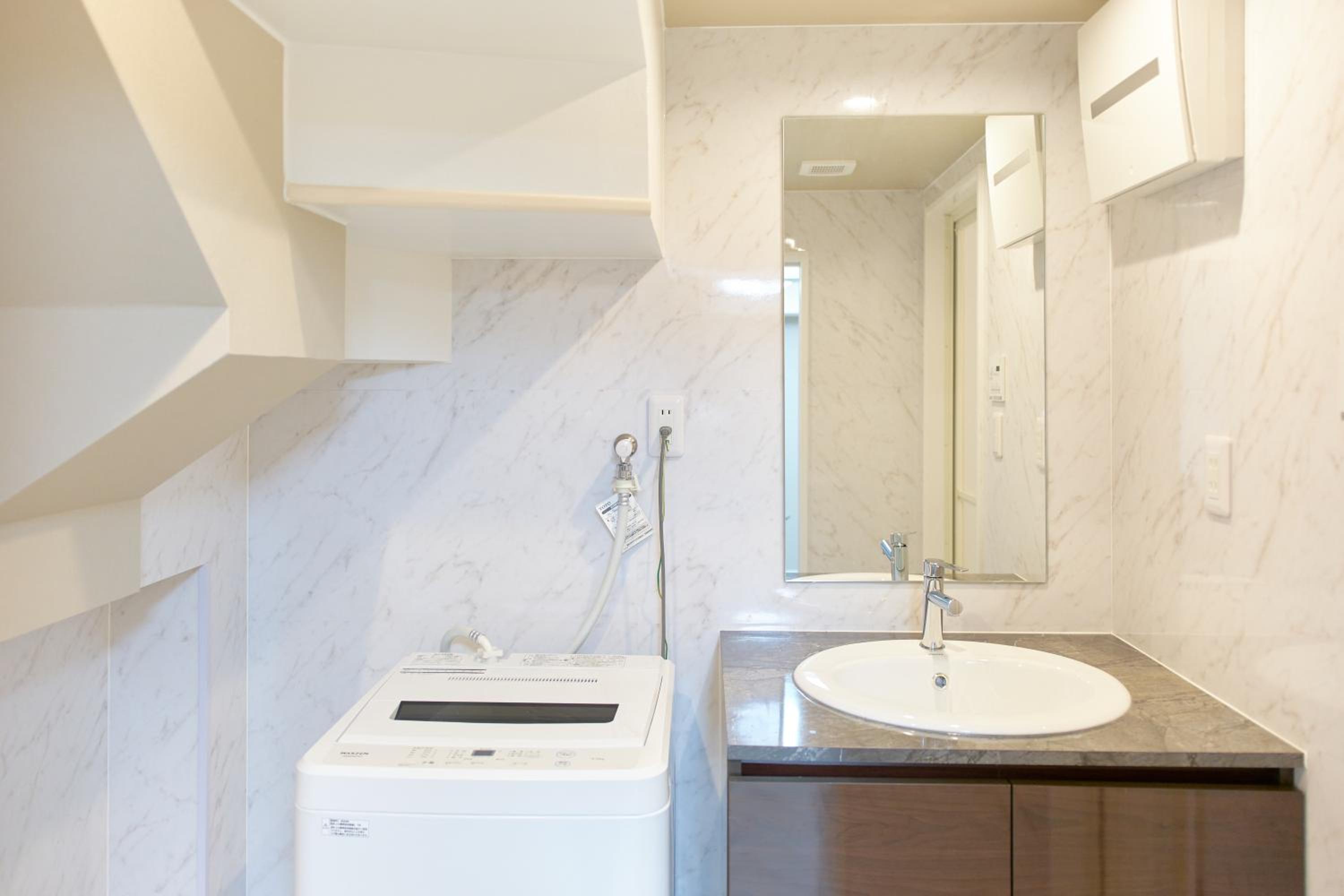 The underz suite residence Ikebukuro by Tranova