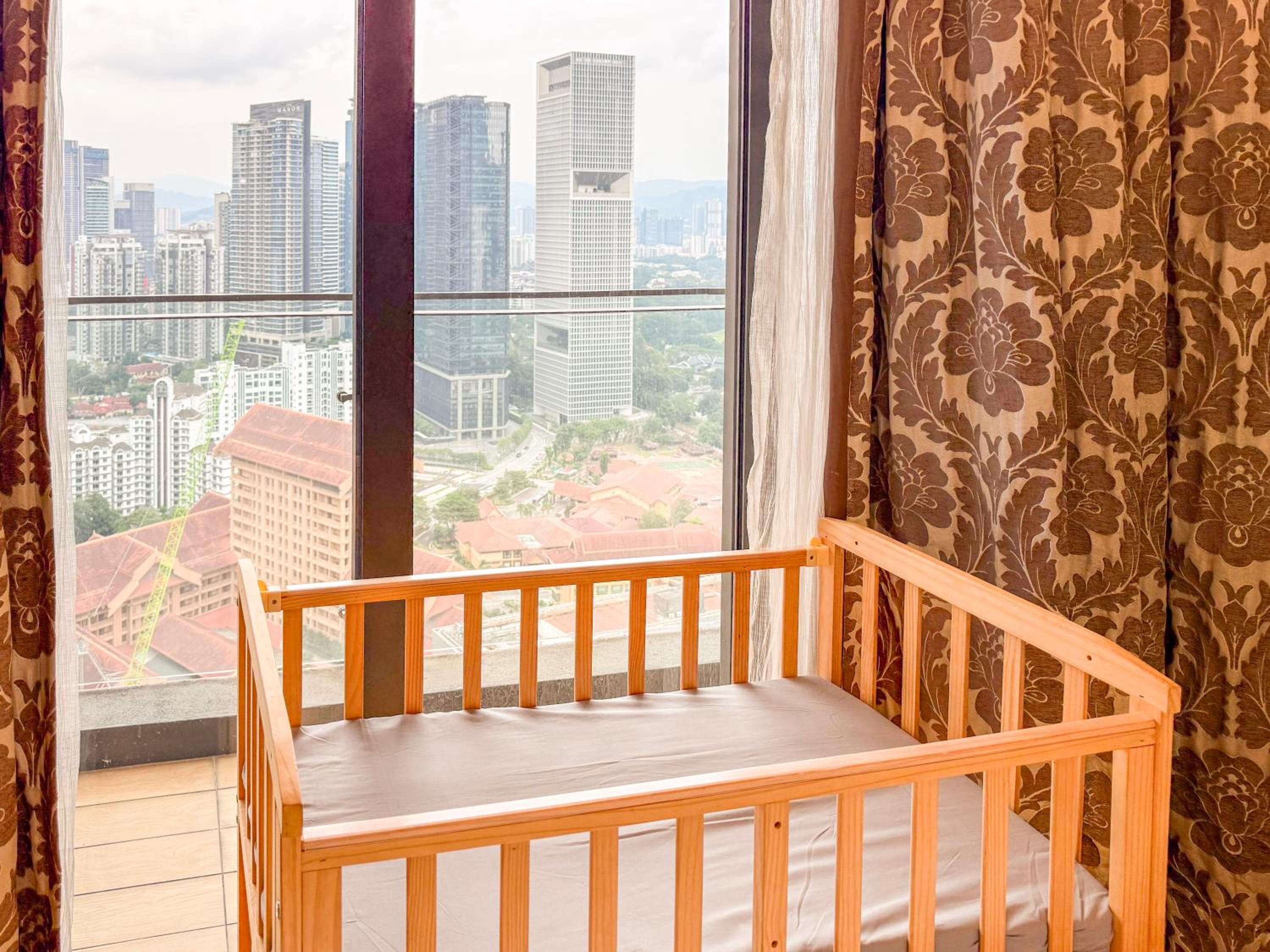 Pavilion TRX Top Floor Suite, Kid-Friendly Slide, Dorsett Bukit Bintang, Kuala Lumpur Malaysia