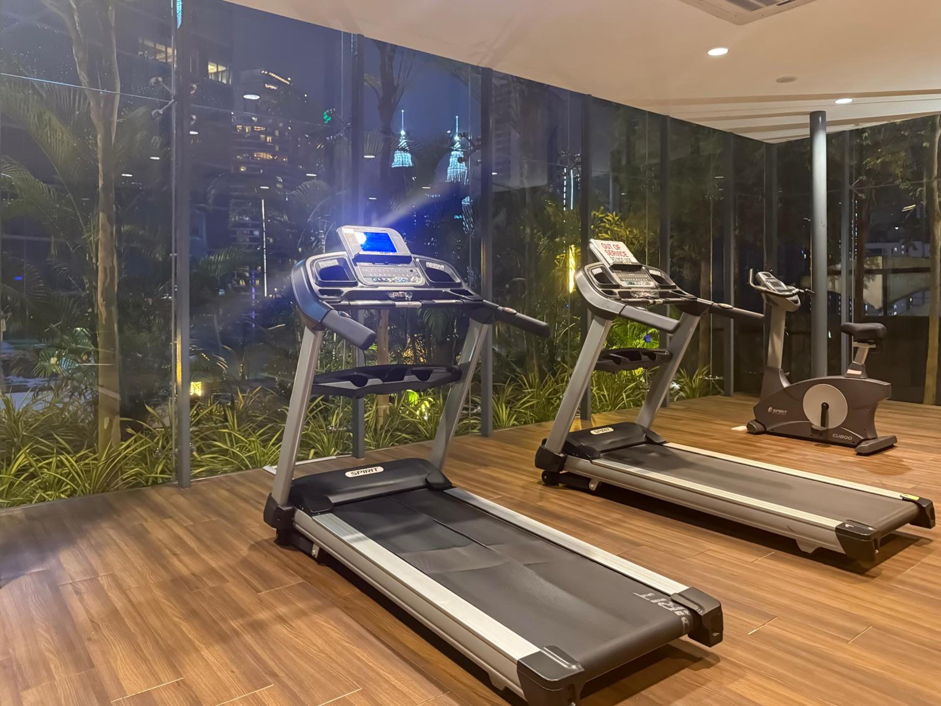 Pavilion TRX Top Floor Suite, Kid-Friendly Slide, Dorsett Bukit Bintang, Kuala Lumpur Malaysia