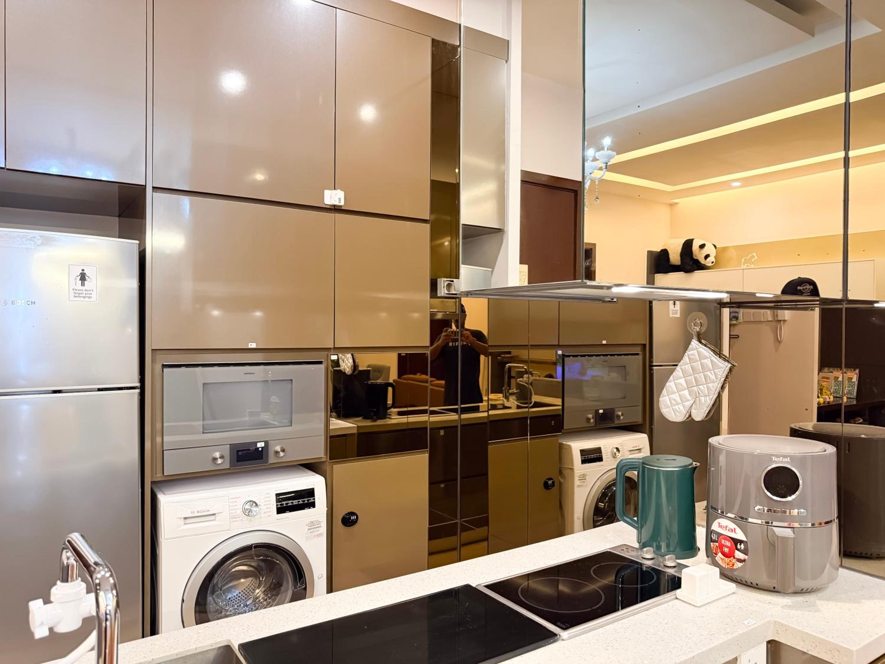 Pavilion TRX Top Floor Suite, Kid-Friendly Slide, Dorsett Bukit Bintang, Kuala Lumpur Malaysia