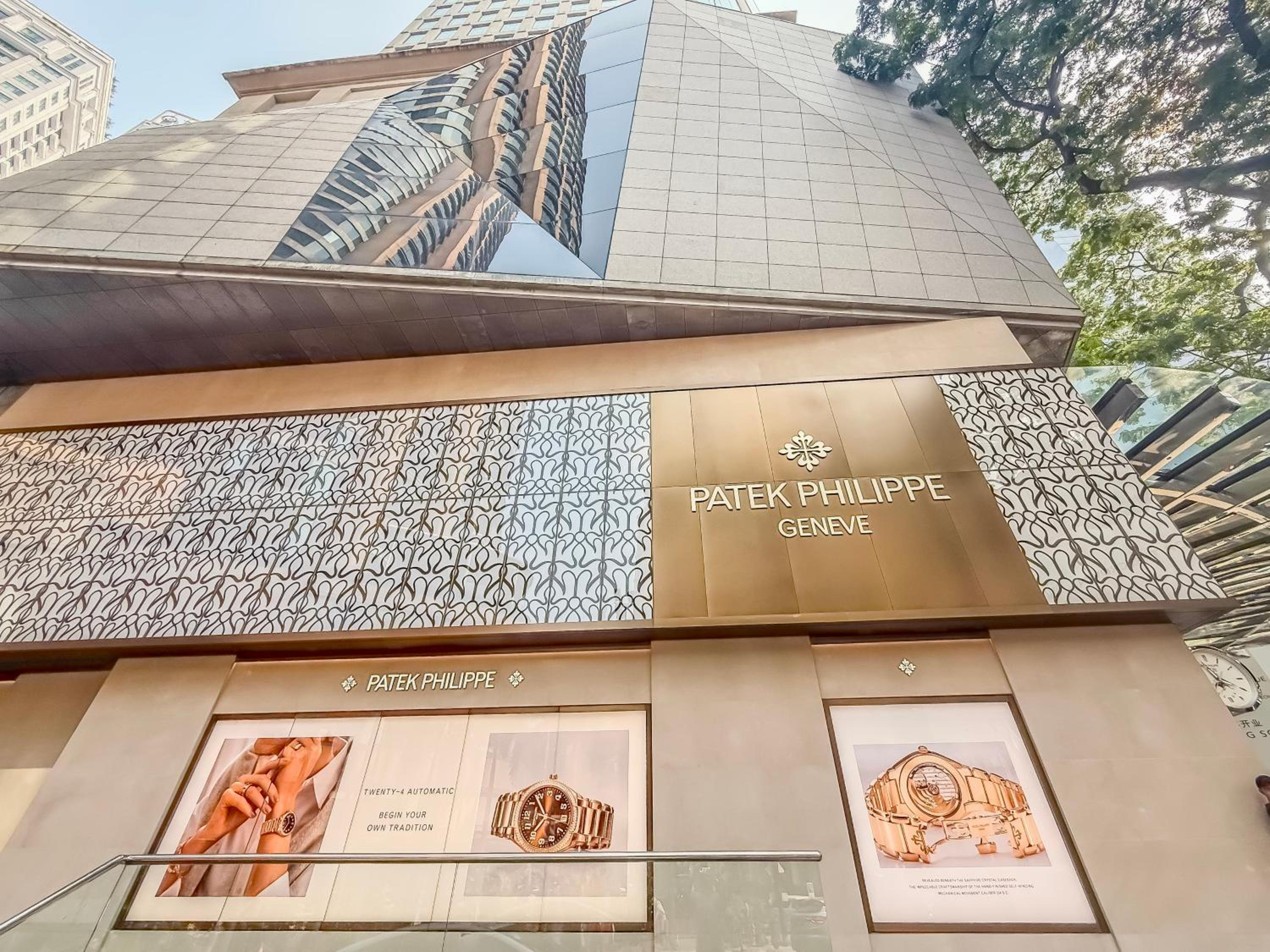 Pavilion TRX Top Floor Suite, Kid-Friendly Slide, Dorsett Bukit Bintang, Kuala Lumpur Malaysia