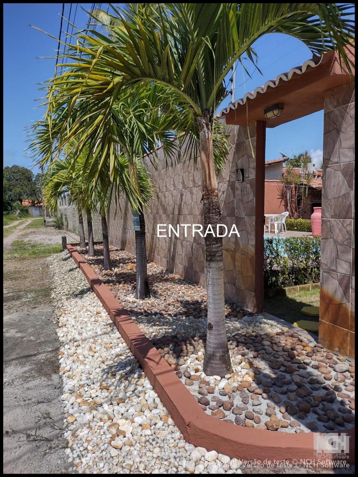 Casa com piscina e Hidromassagem a 200 m da praia