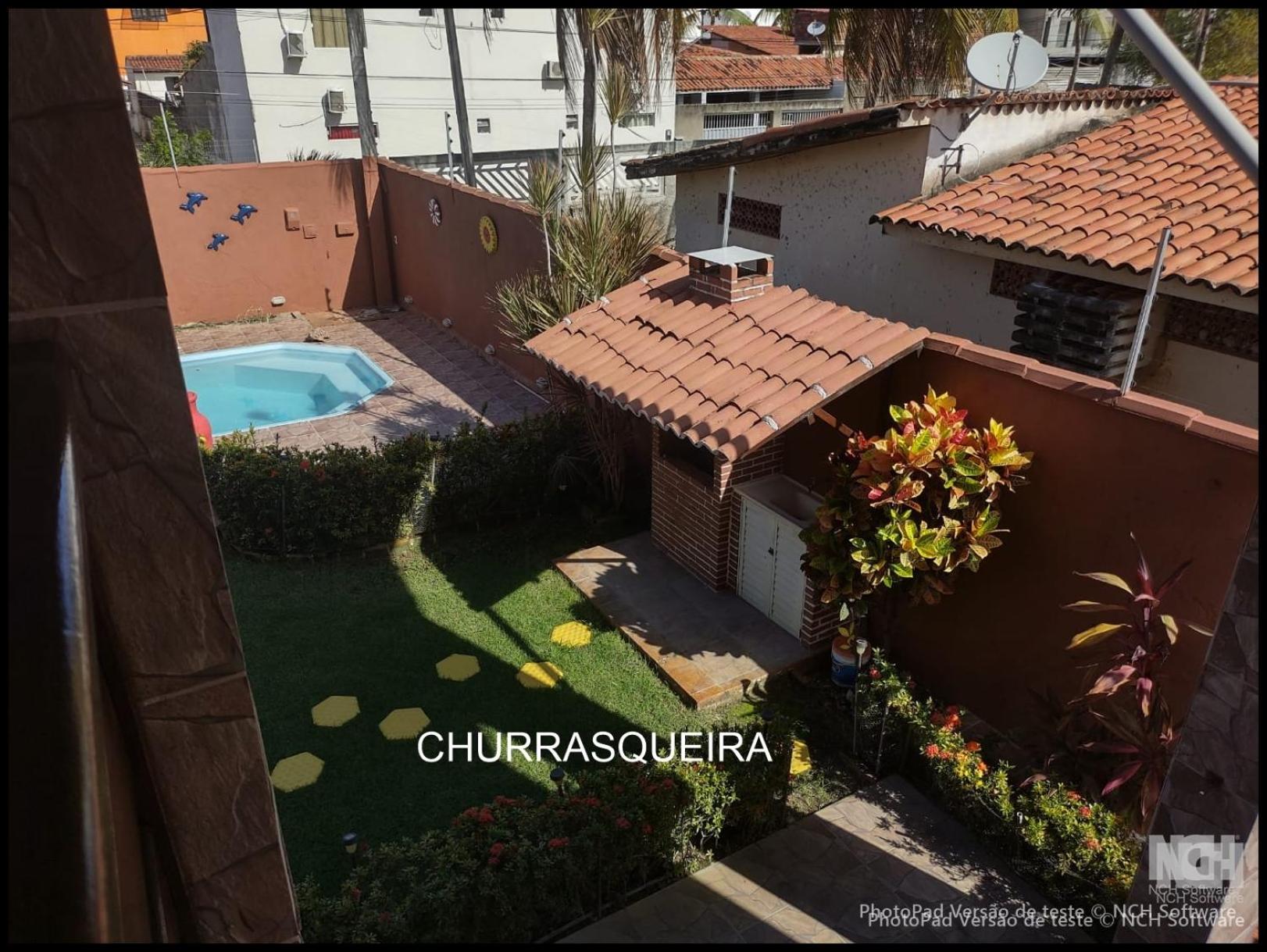 Casa com piscina e Hidromassagem a 200 m da praia