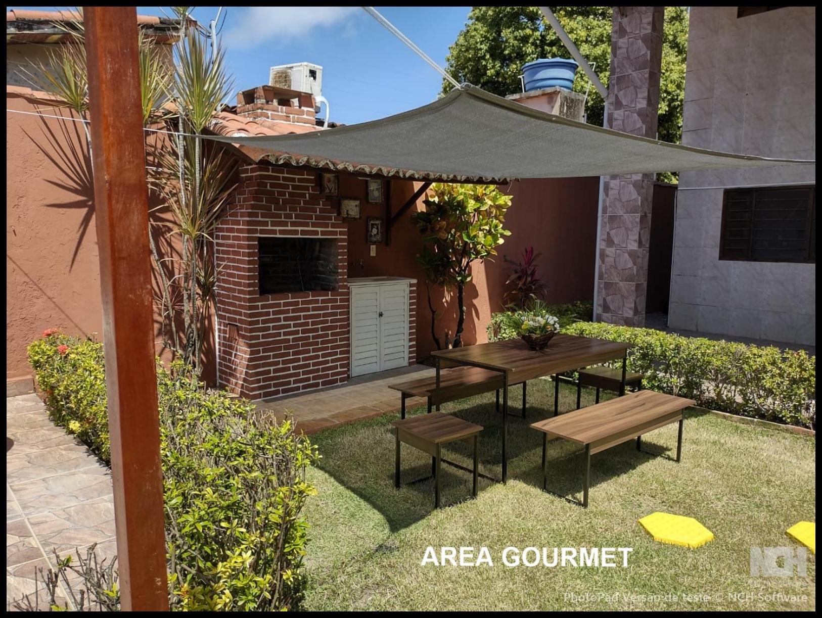 Casa com piscina e Hidromassagem a 200 m da praia