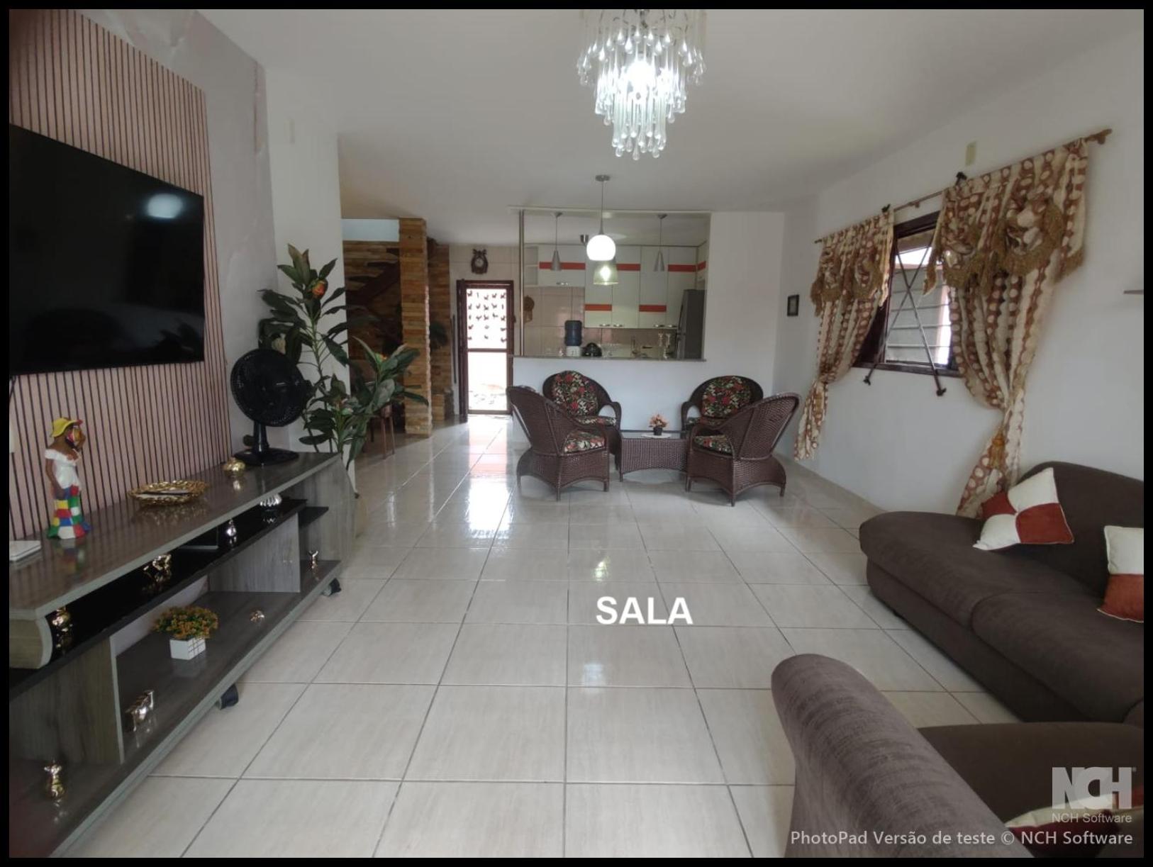 Casa com piscina e Hidromassagem a 200 m da praia