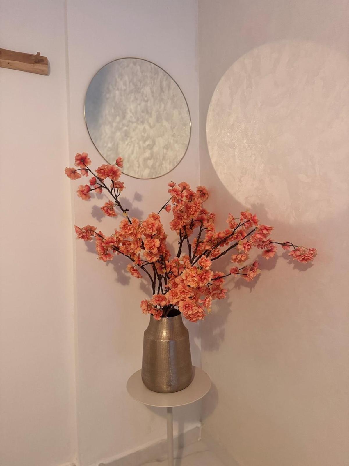 Elegant City Centre Apartment Peace & Luxury