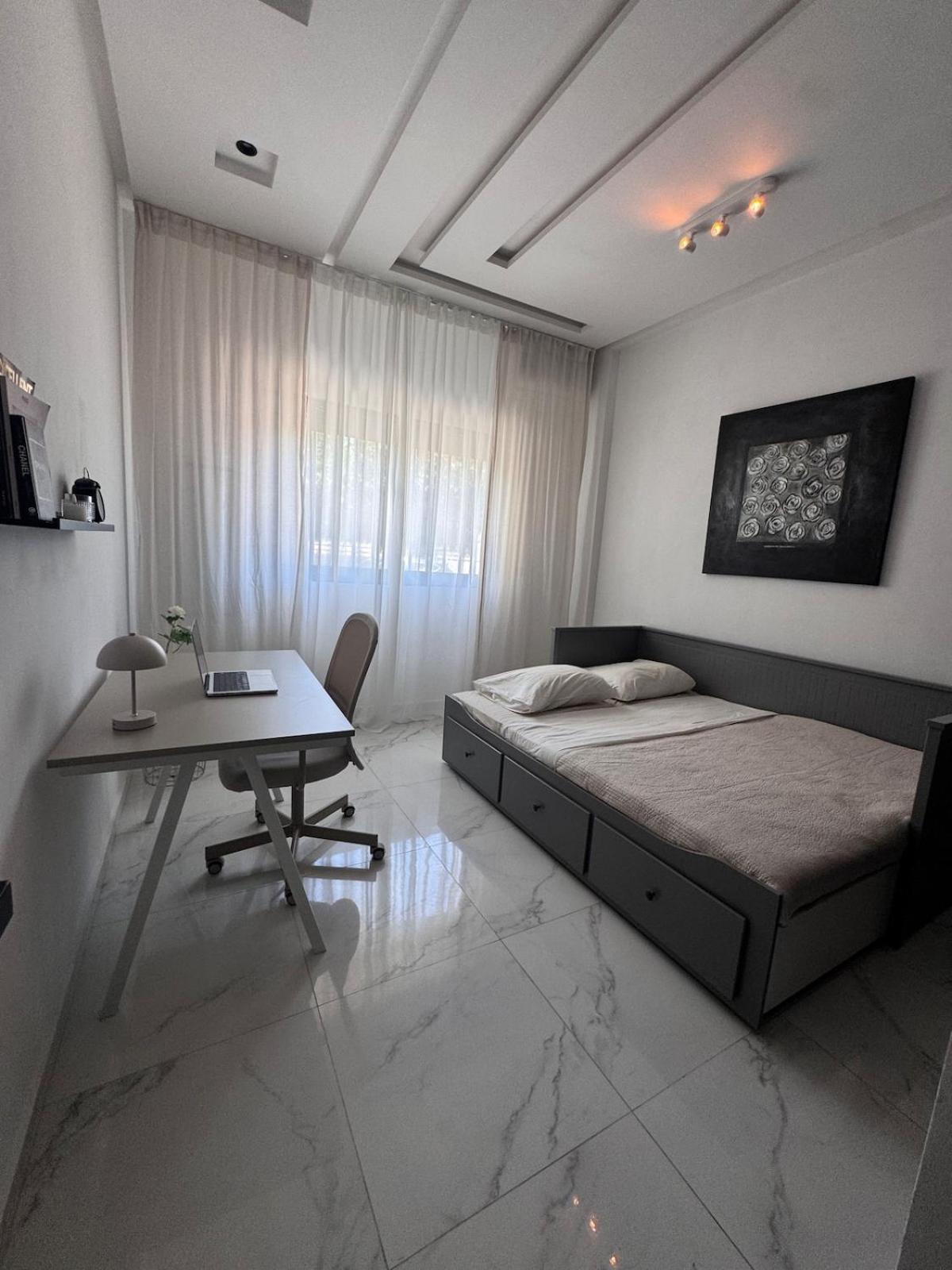 Elegant City Centre Apartment Peace & Luxury