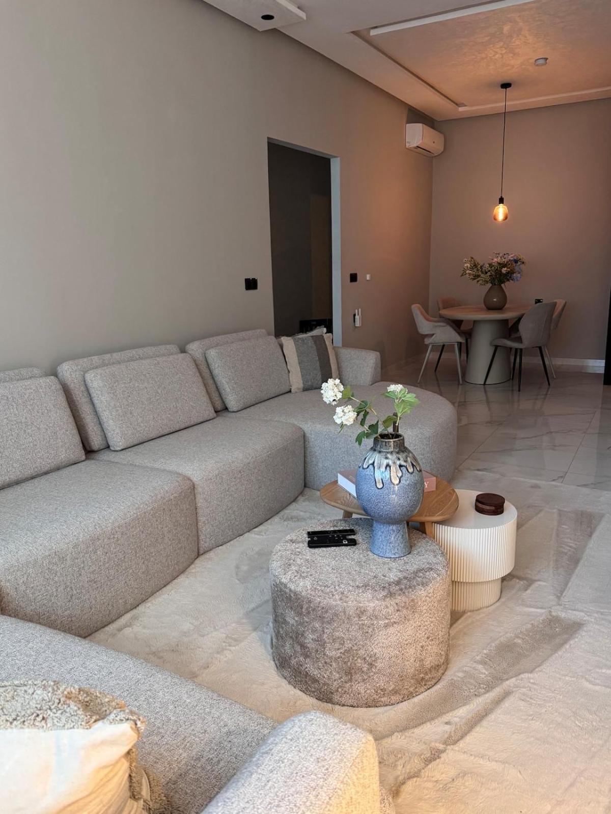 Elegant City Centre Apartment Peace & Luxury