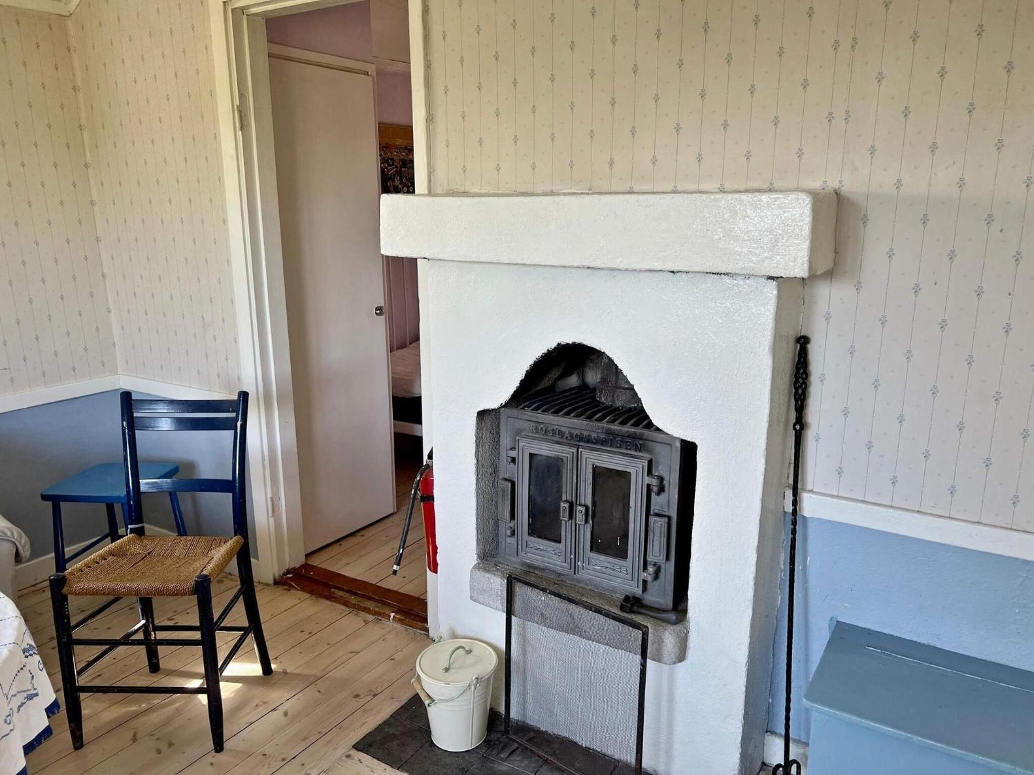 2 person holiday home in FäRENTUNA