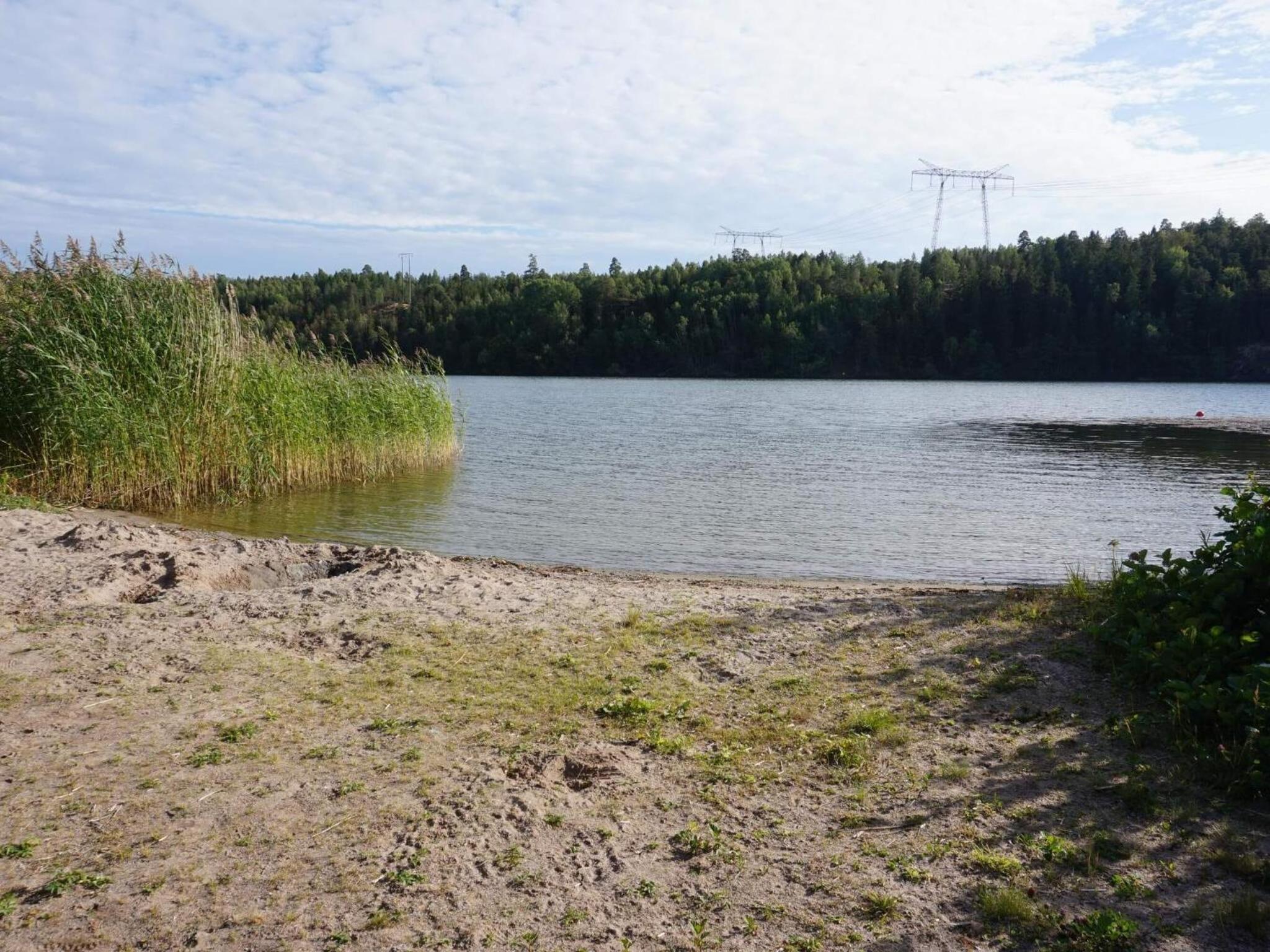 2 person holiday home in FäRENTUNA