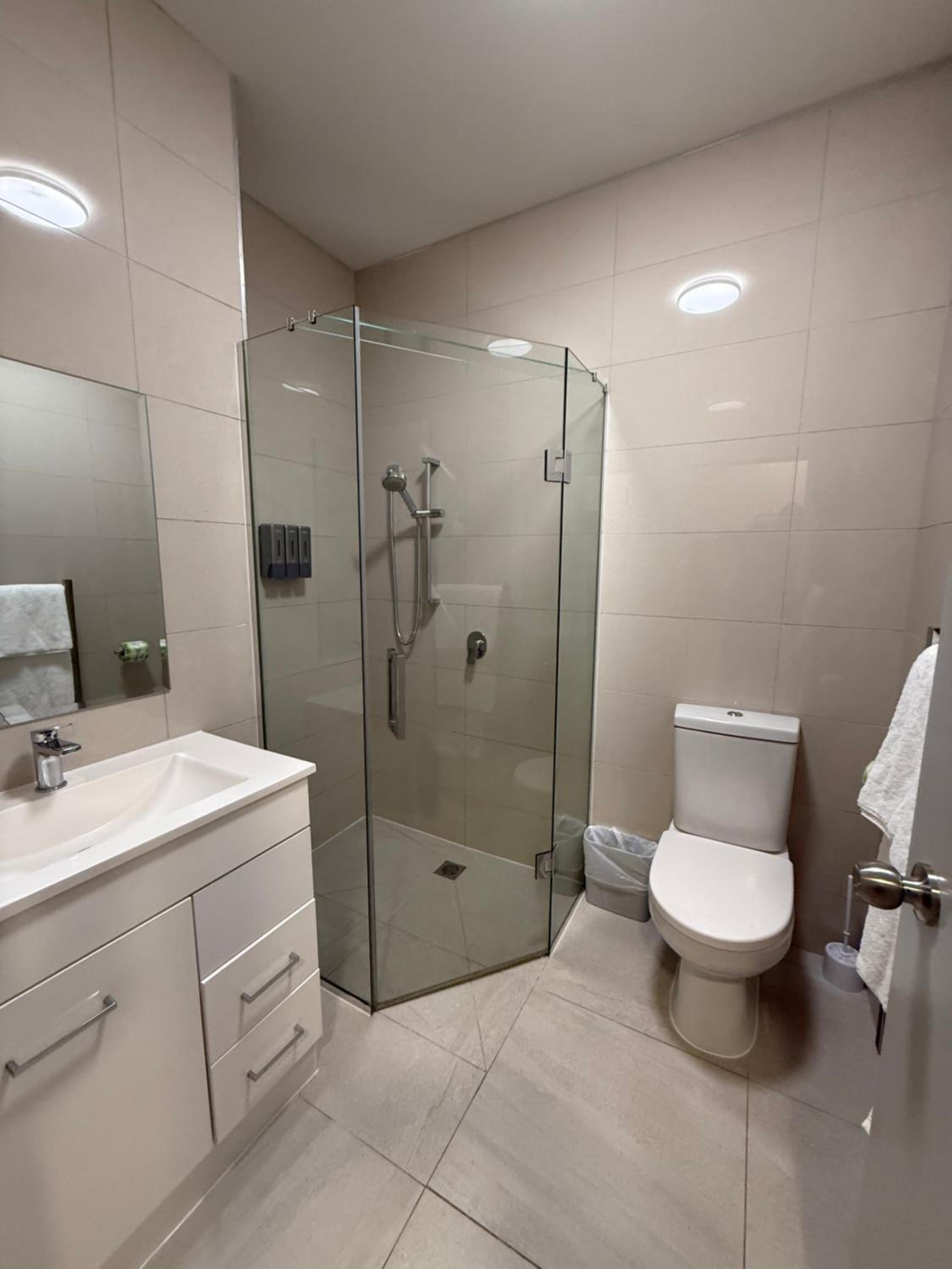 Goodview Hotel
