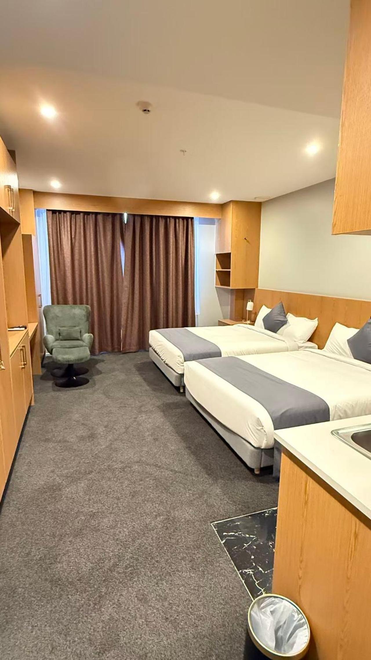 Goodview Hotel