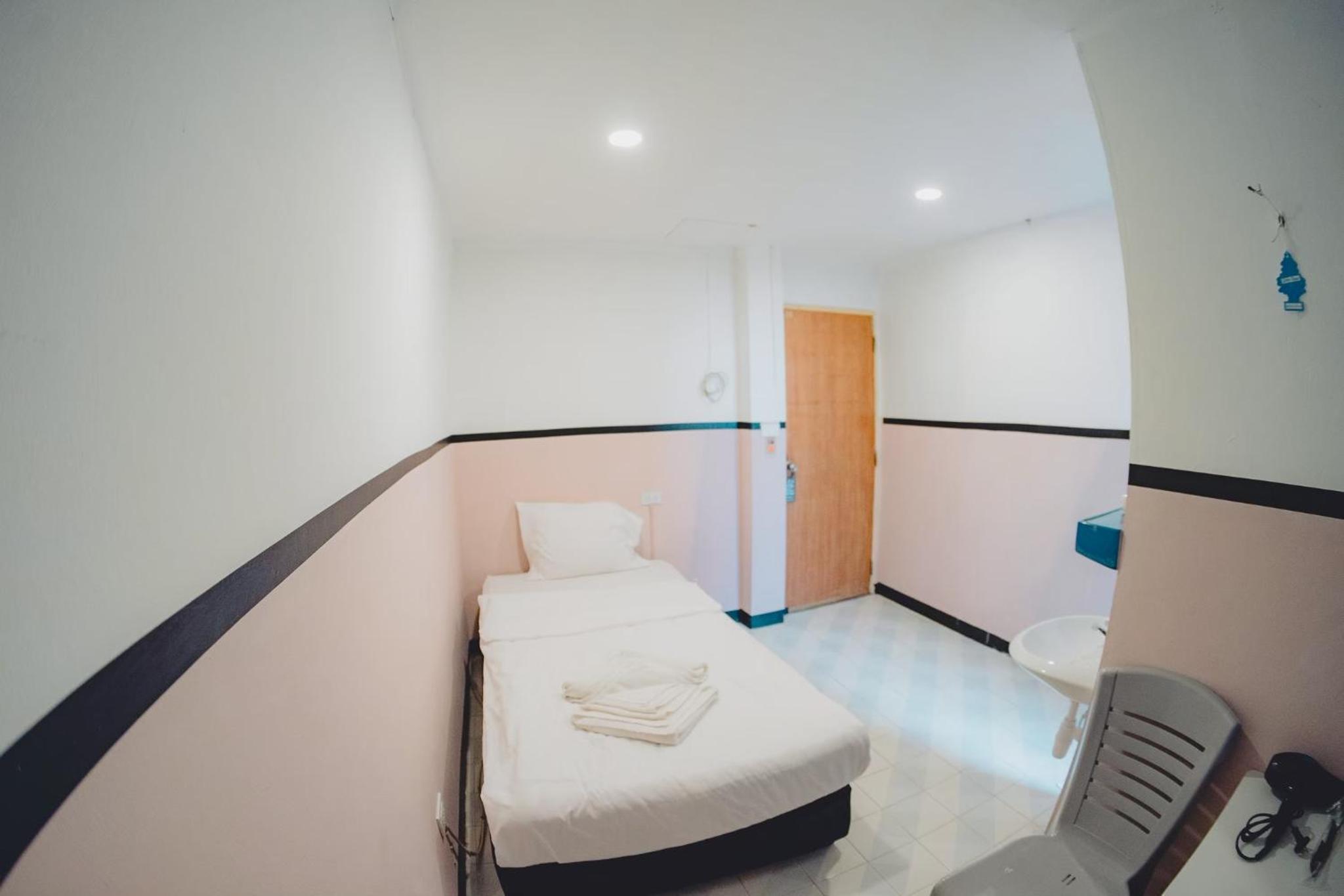 XX Mitr Inn Phuket Oldtown