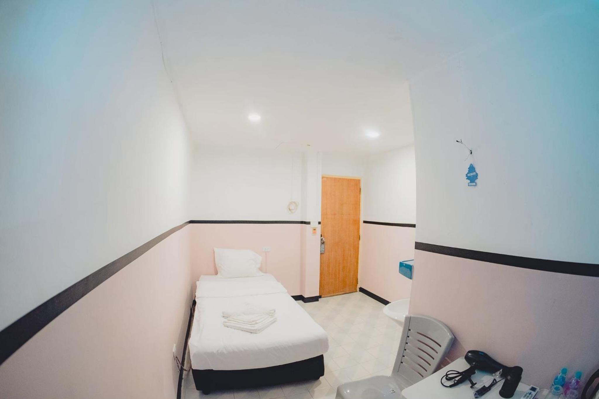 XX Mitr Inn Phuket Oldtown