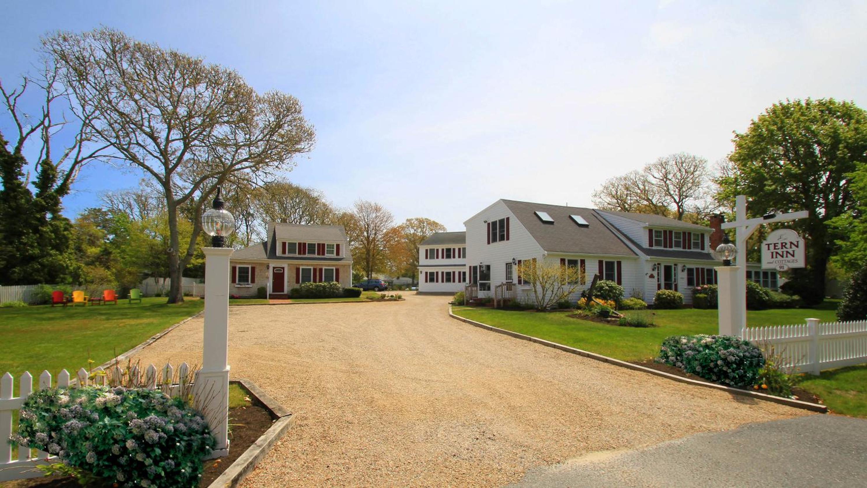 The Tern Inn Bed & Breakfast and Cottages