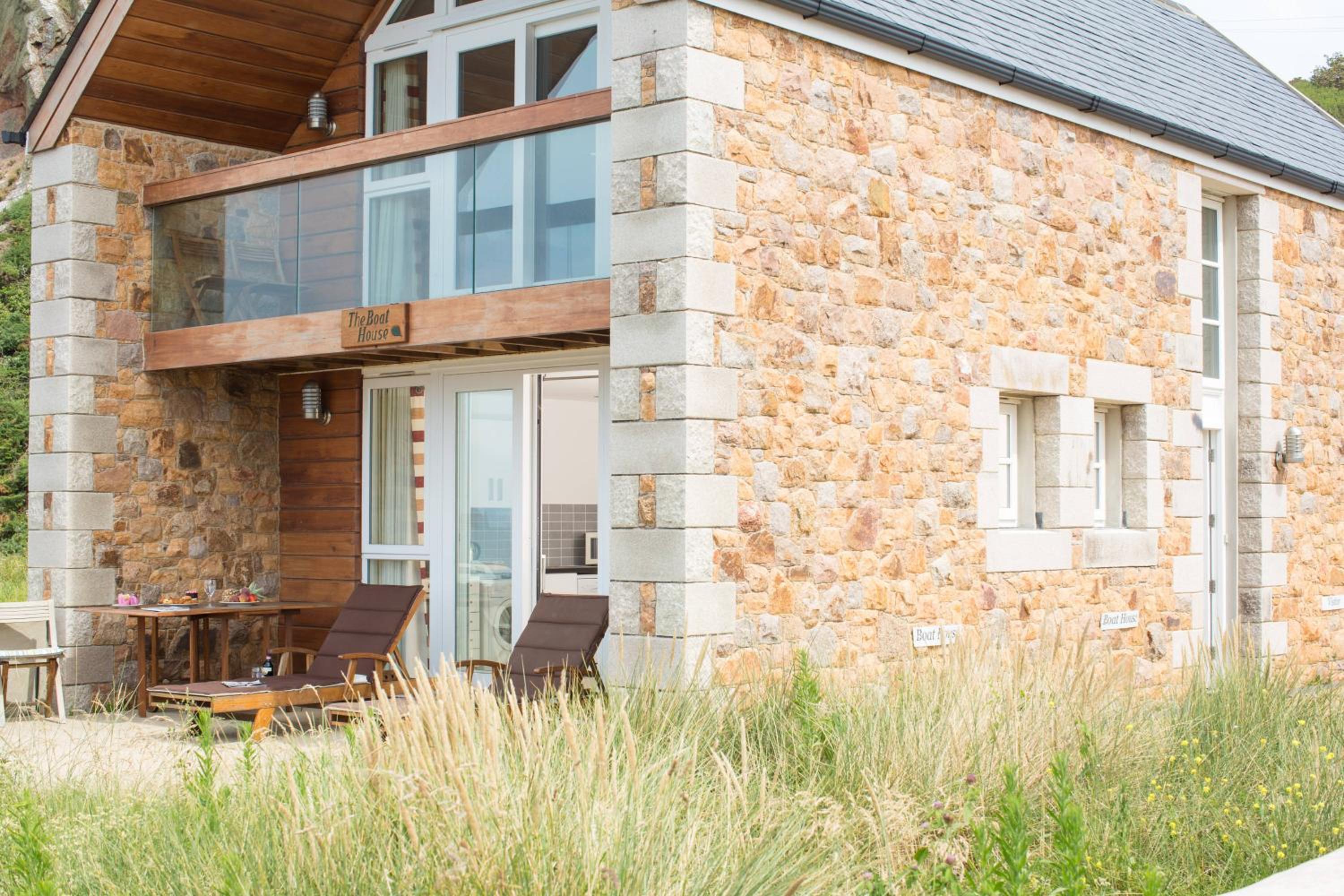 La Pulente Cottages view 4