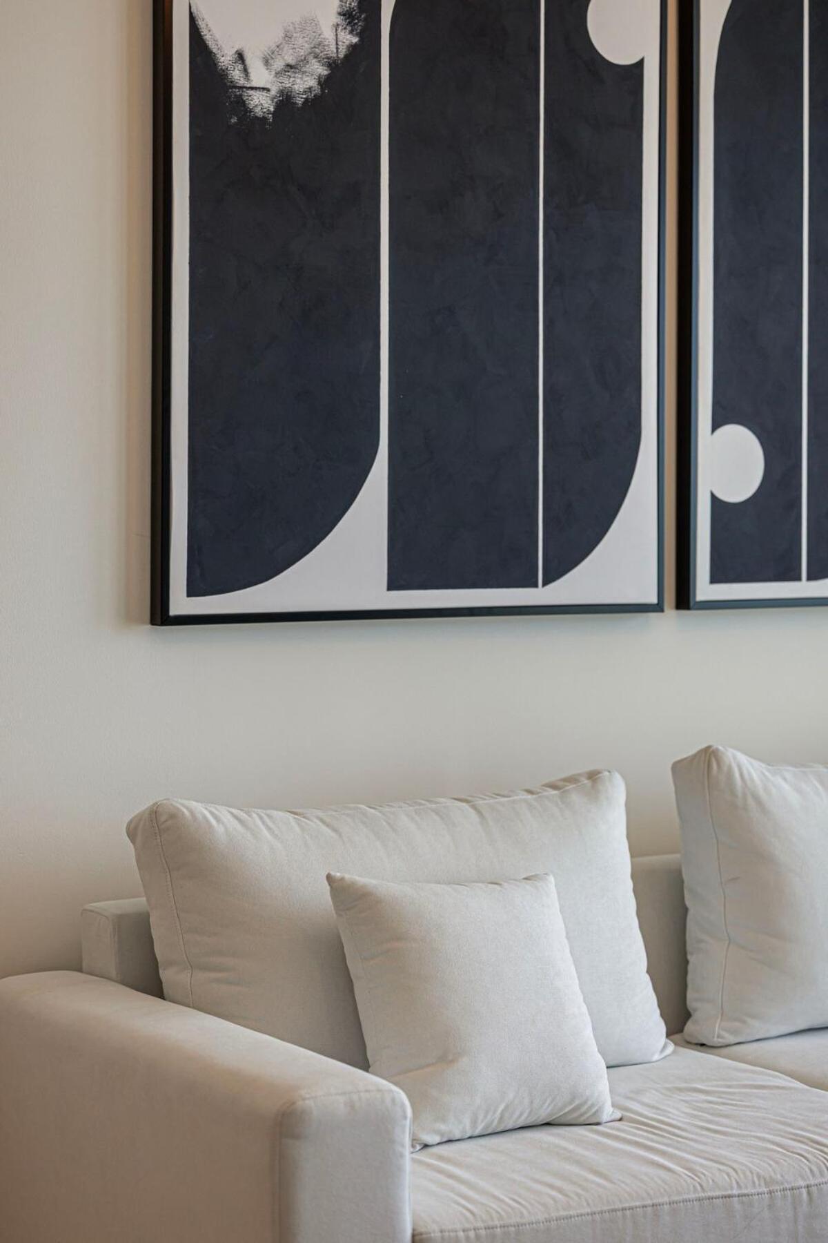Luxury 3BR Palm Views at Emaar Beachfront