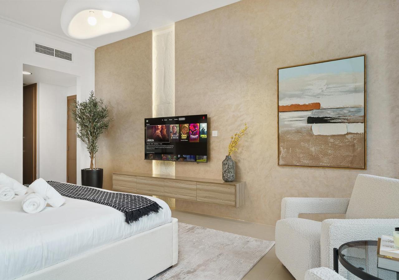 Royal Vista - Luxury 2BR Apartment with Burj Khalifa View at Burj Vista - Downtown
