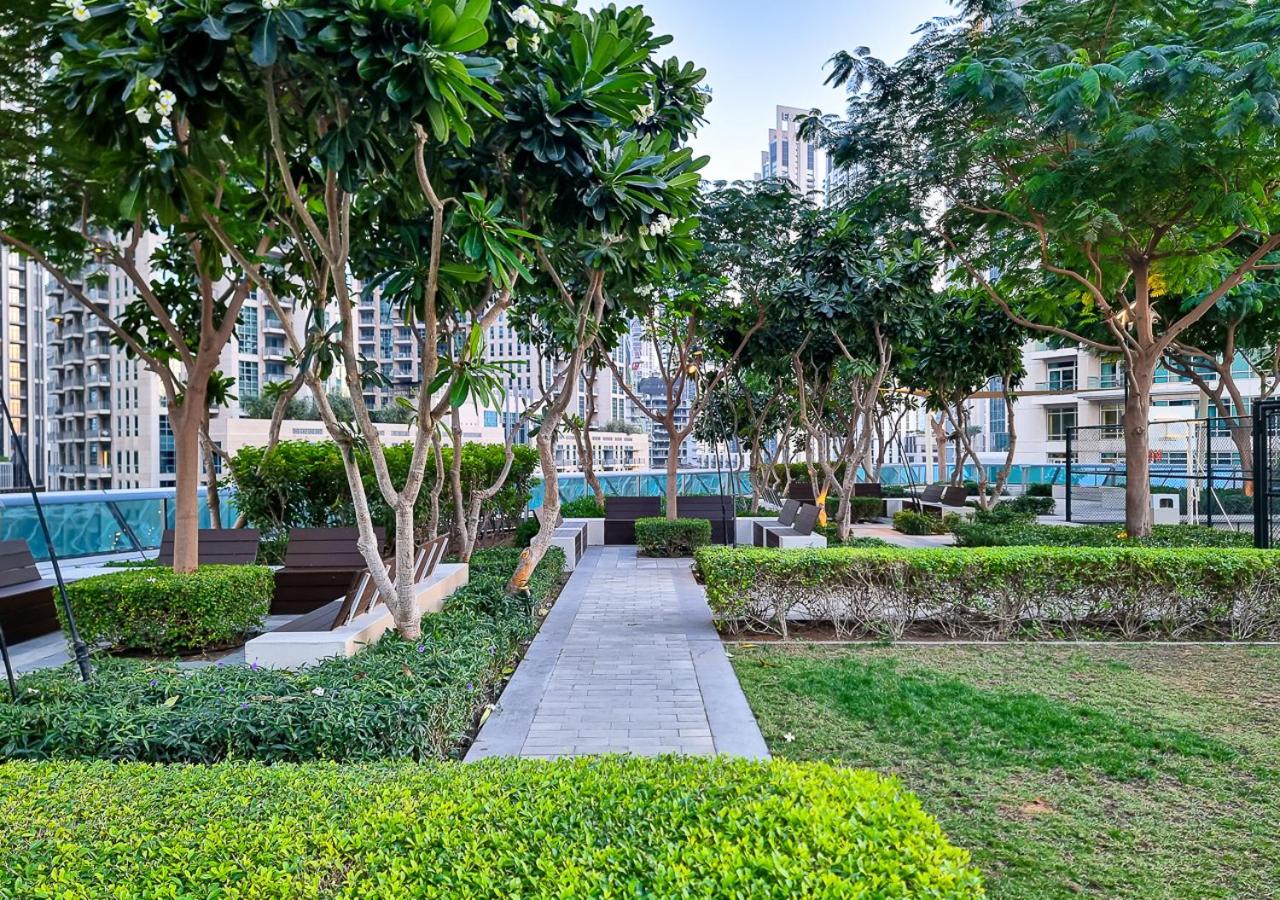Royal Vista - Luxury 2BR Apartment with Burj Khalifa View at Burj Vista - Downtown