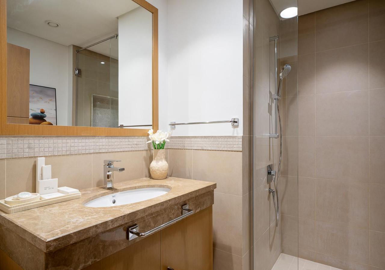 Royal Vista - Luxury 2BR Apartment with Burj Khalifa View at Burj Vista - Downtown