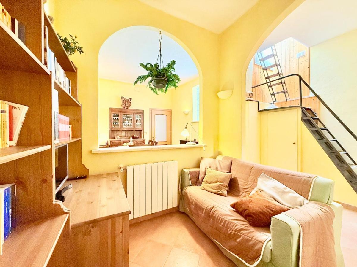 DIMORA Concept-Virginia-Spacious Apartment 50m from the Beach