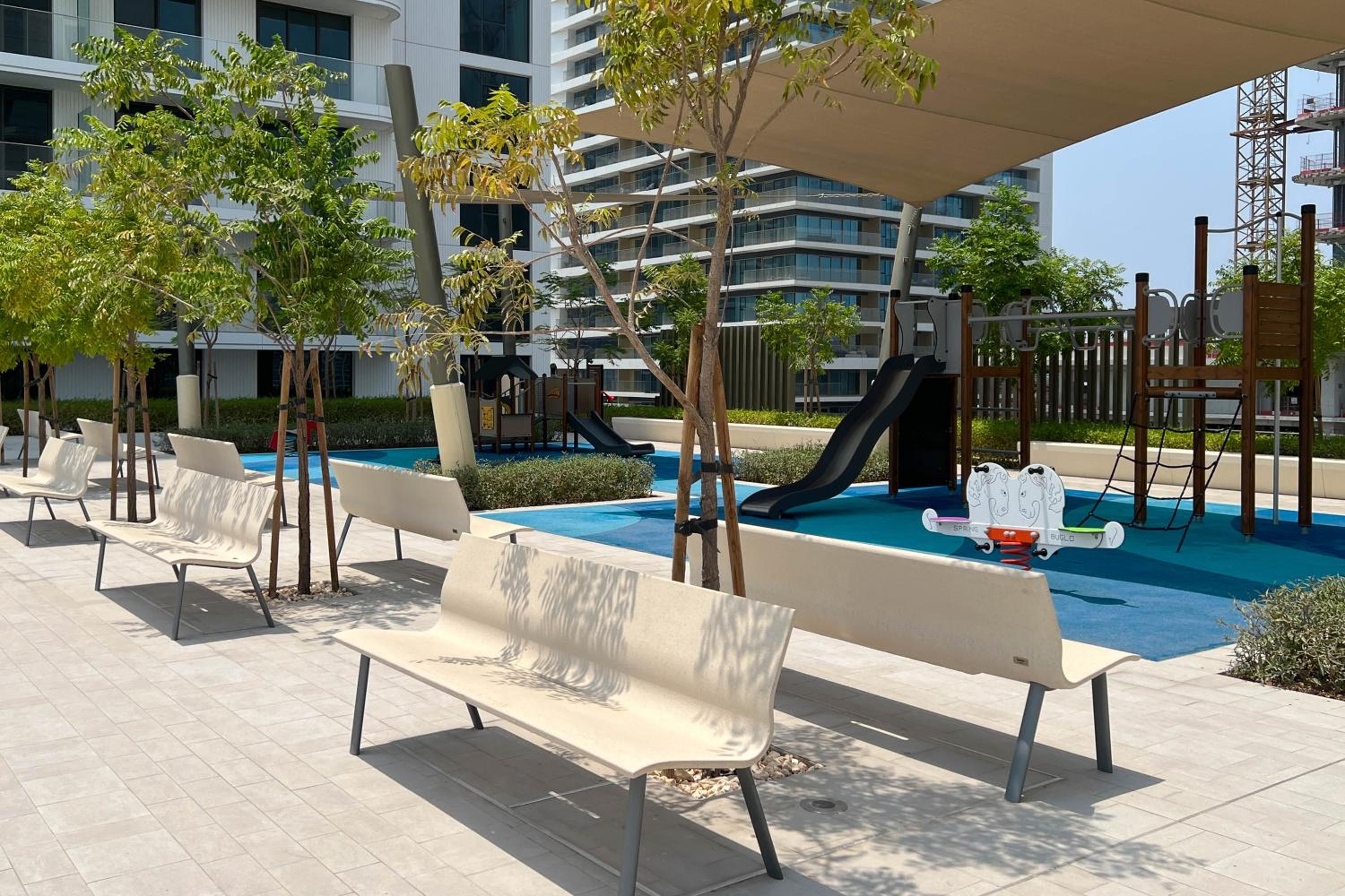 KeyRock - Dubai Marina Stay with Pool & Gym