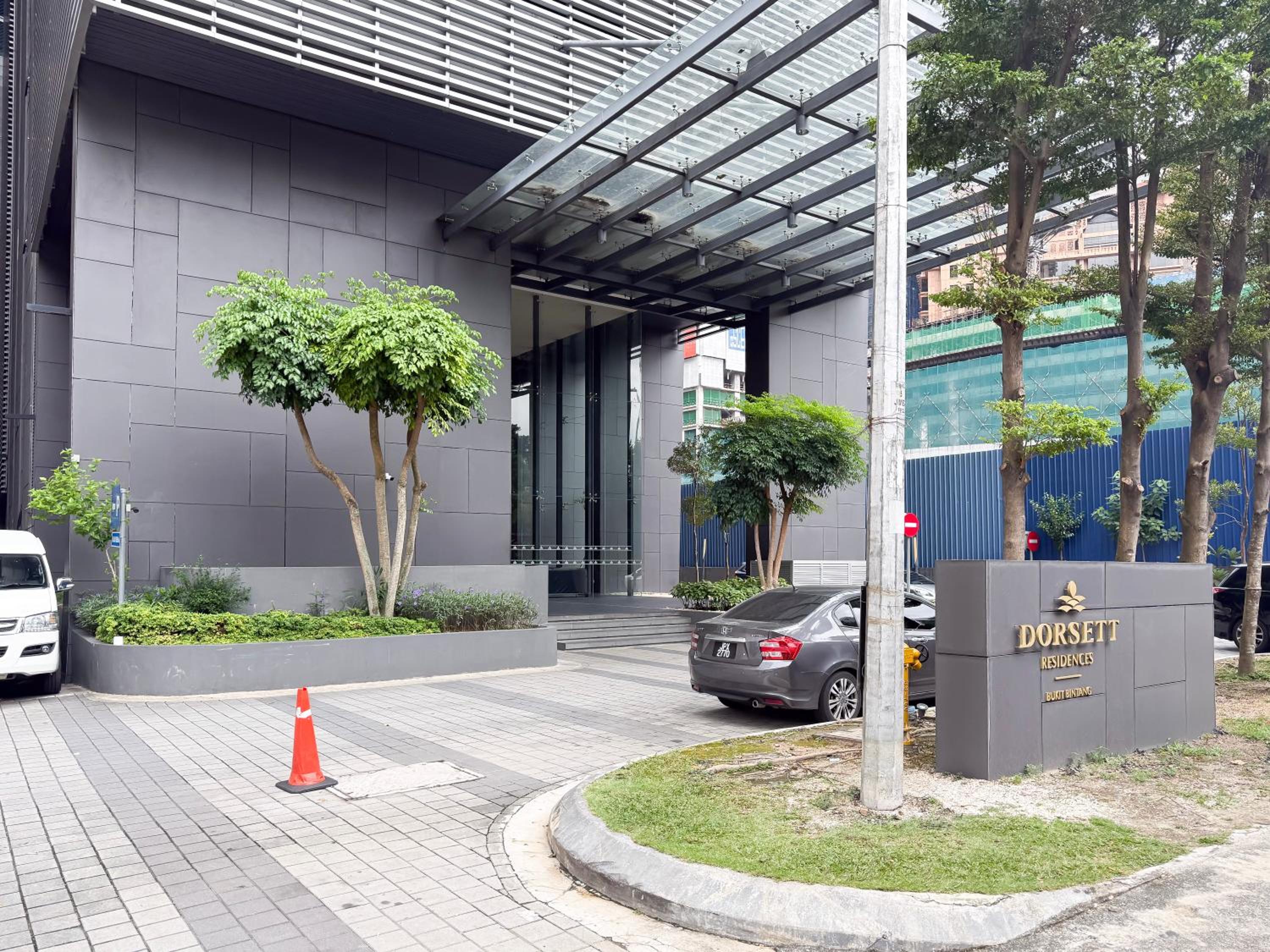 Pavilion TRX Top Floor Suite, Kid-Friendly Slide, Dorsett Bukit Bintang, Kuala Lumpur Malaysia
