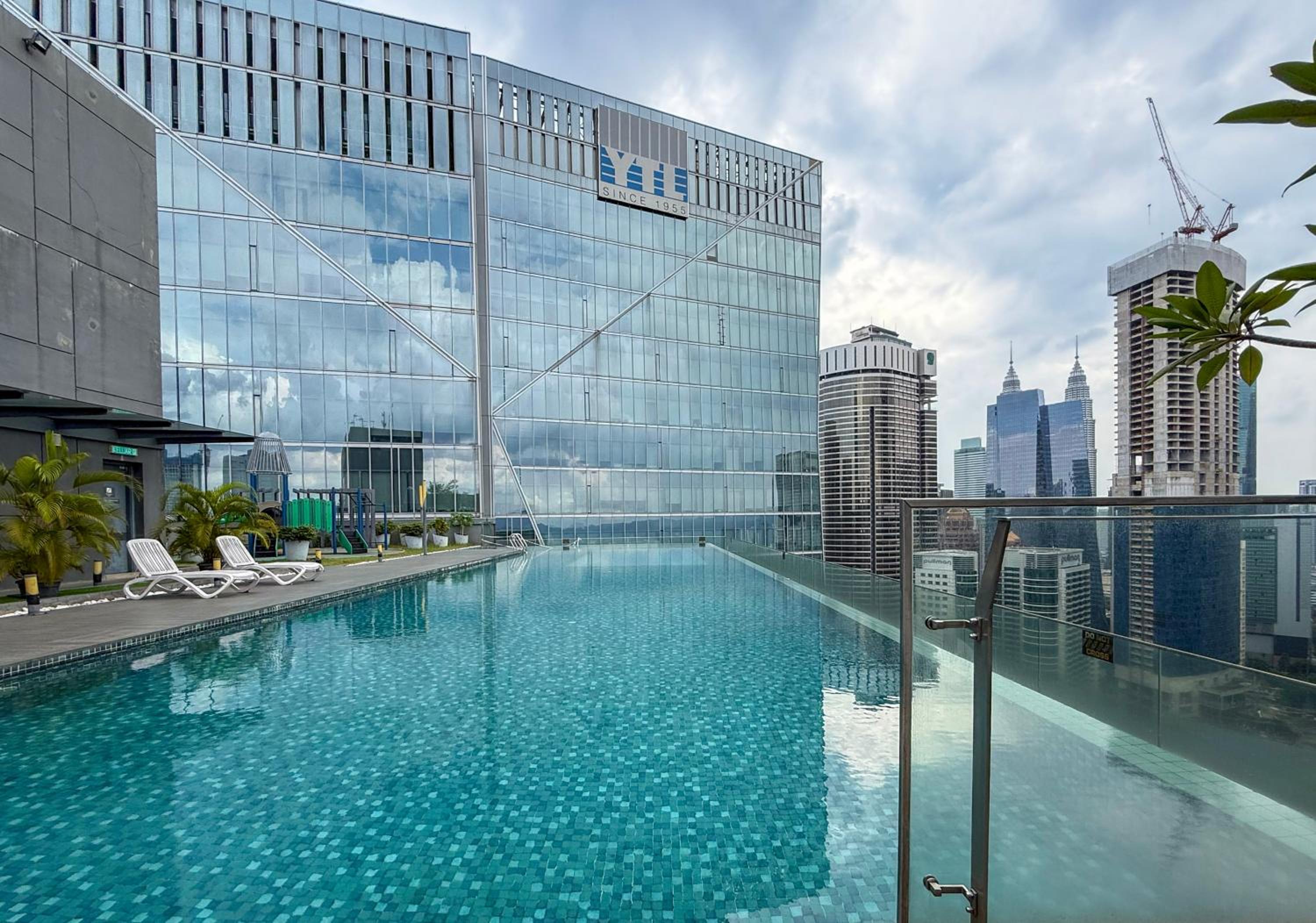 Pavilion TRX Top Floor Suite, Kid-Friendly Slide, Dorsett Bukit Bintang, Kuala Lumpur Malaysia