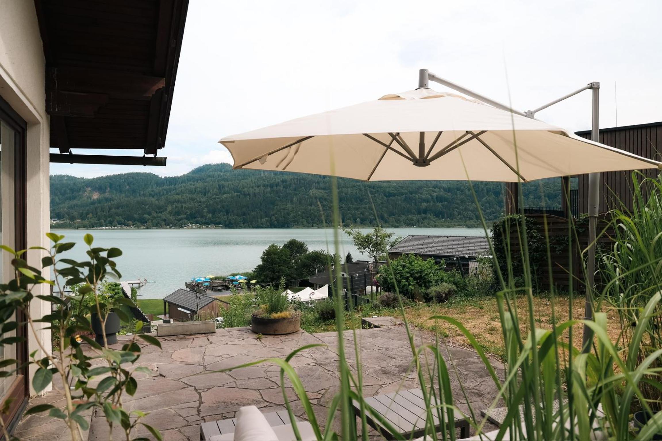 Guesthouse am See SOL