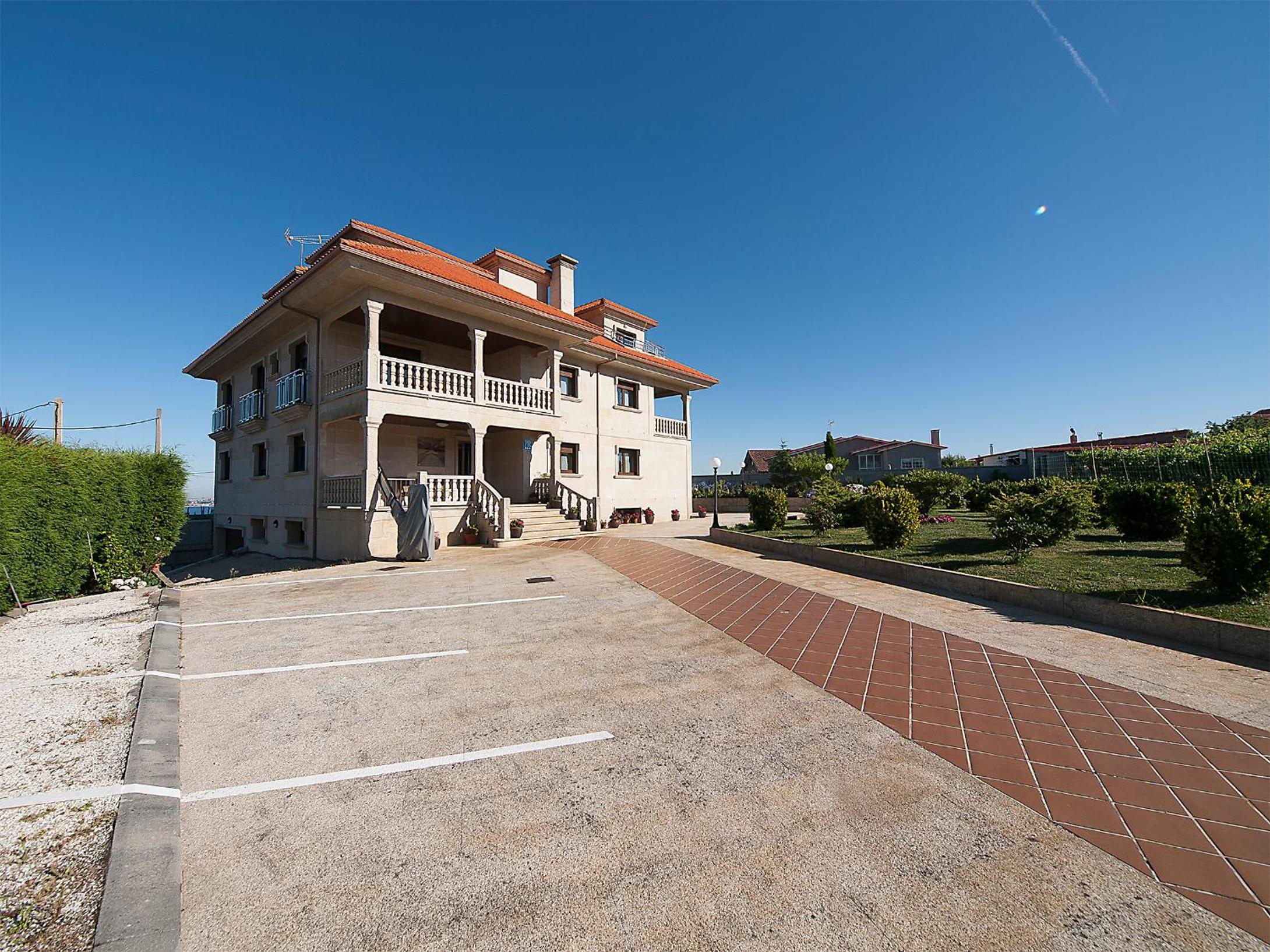 Pensión Residencia A Cruzán