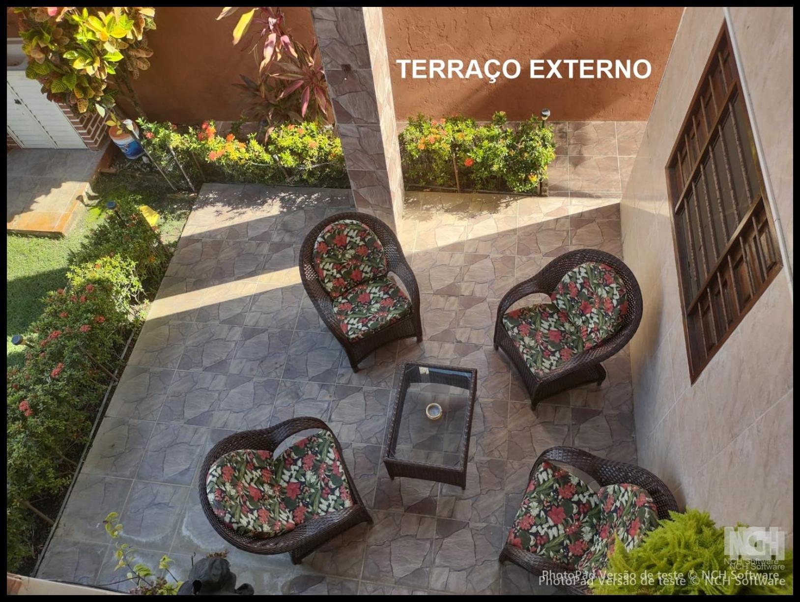 Casa com piscina e Hidromassagem a 200 m da praia